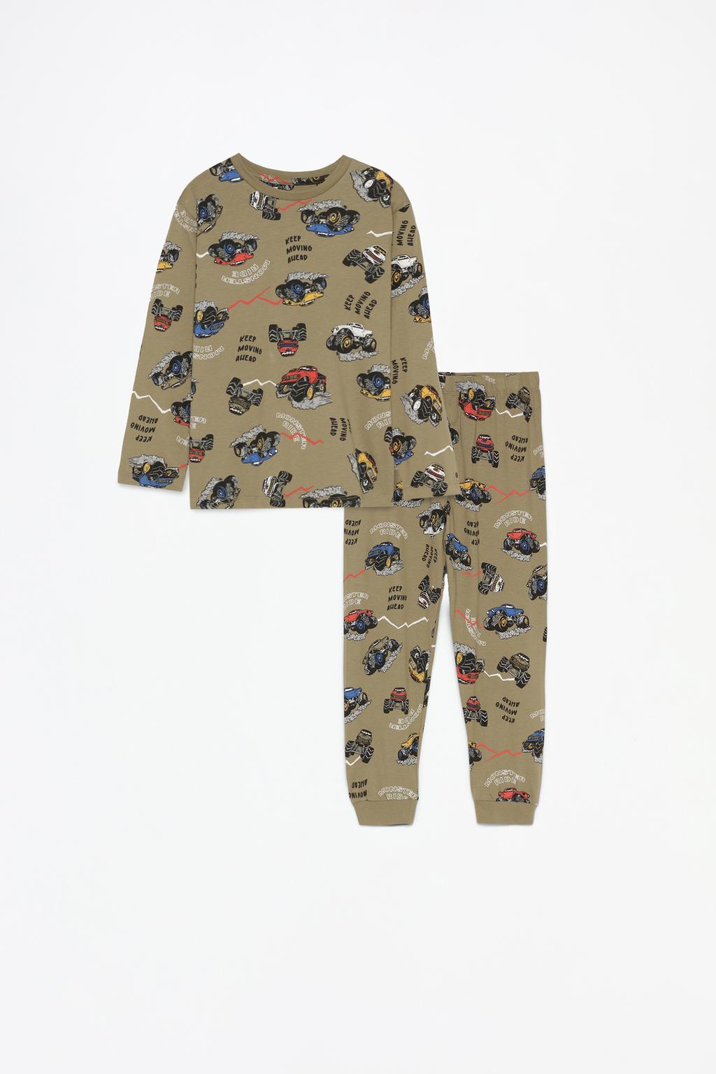 Car print pyjamas