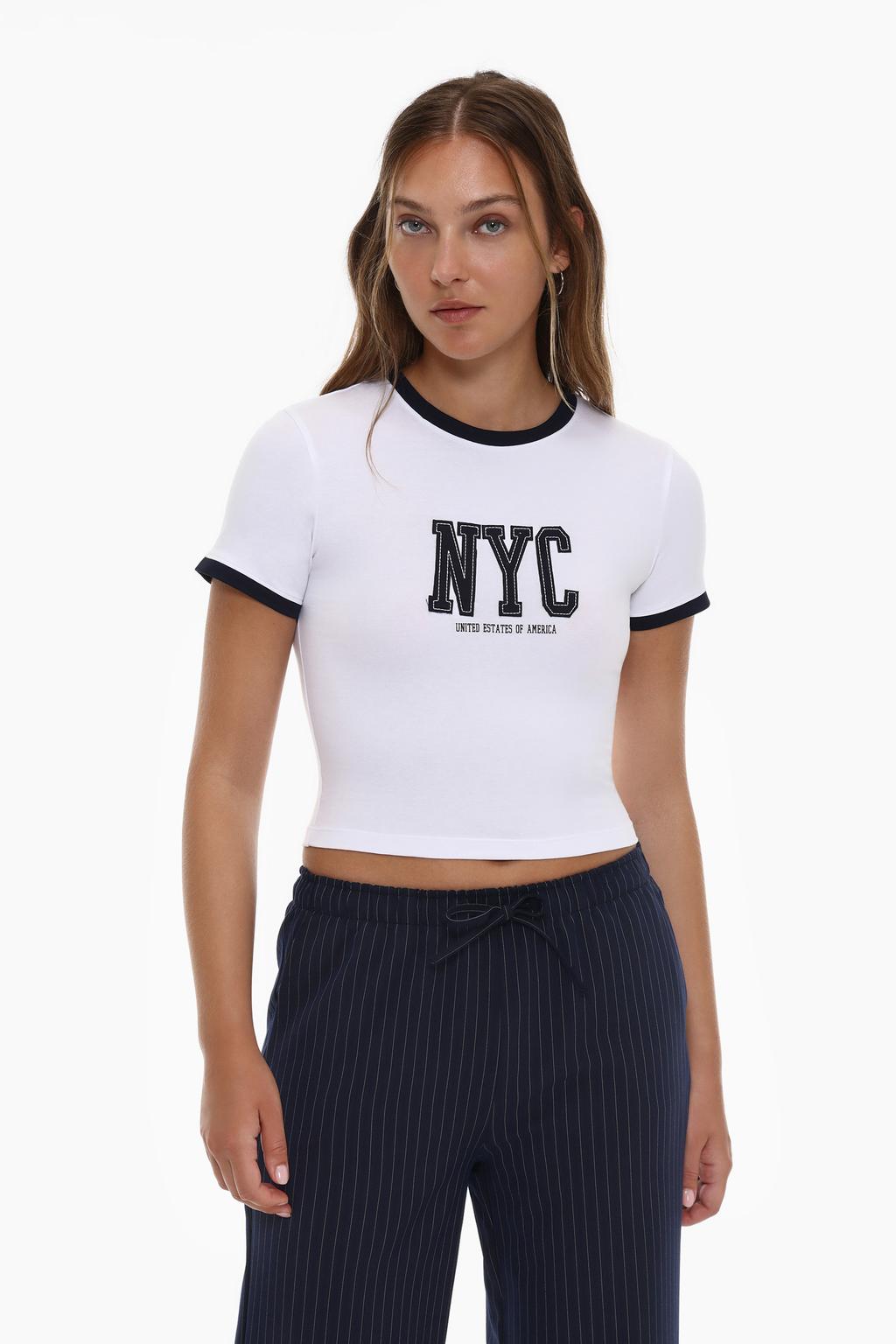 Camiseta cropped parche