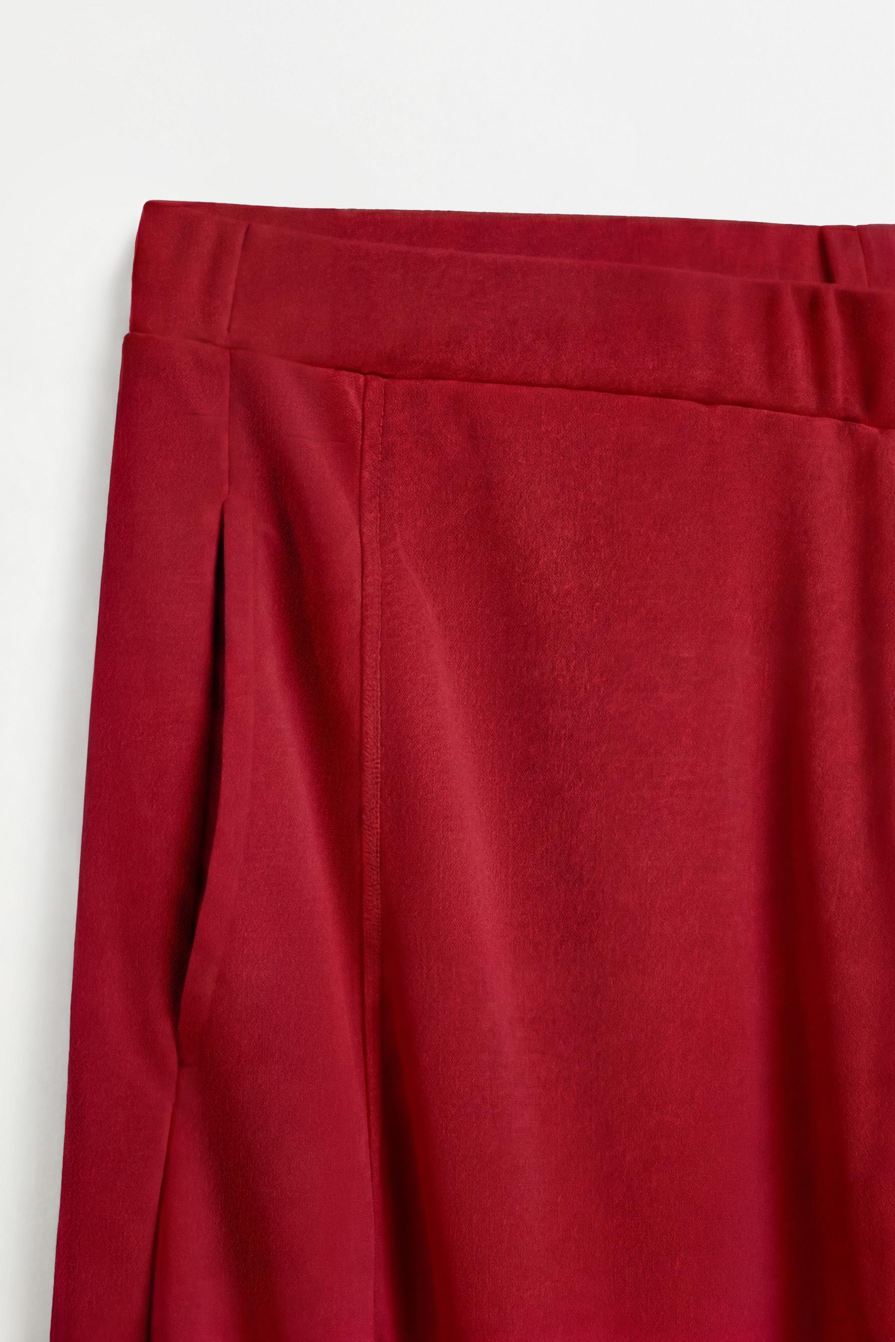 Split detail culottes — RED
