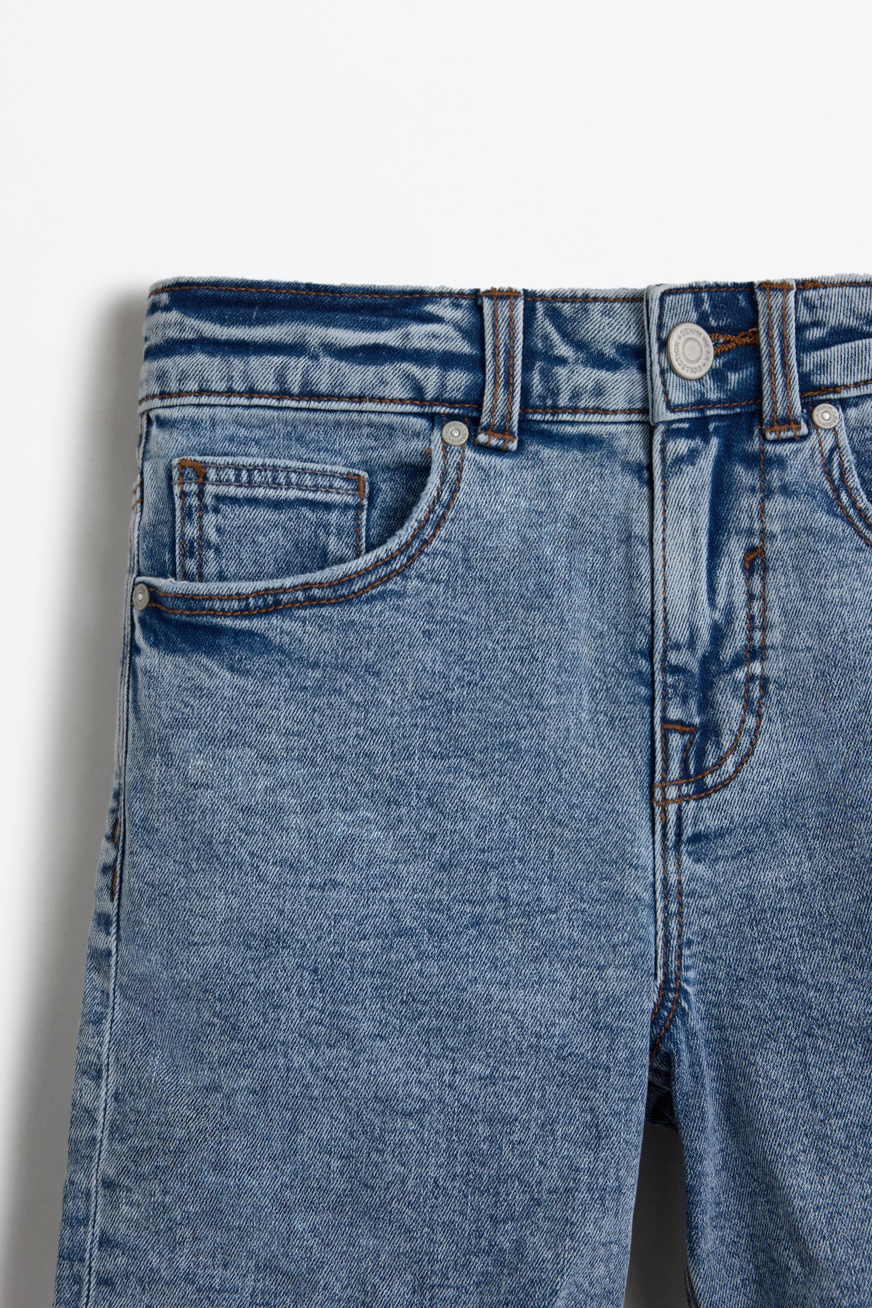 Slim comfort denim Bermuda shorts — INDIGO