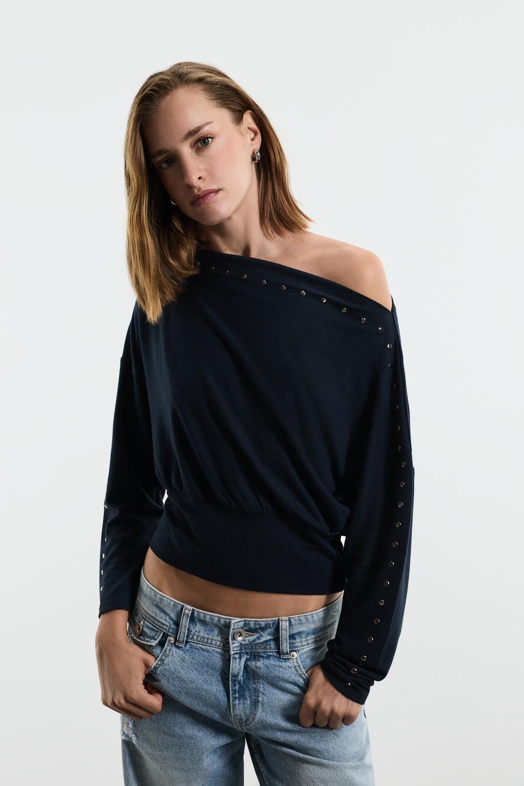 Studded off-the-shoulder T-shirt