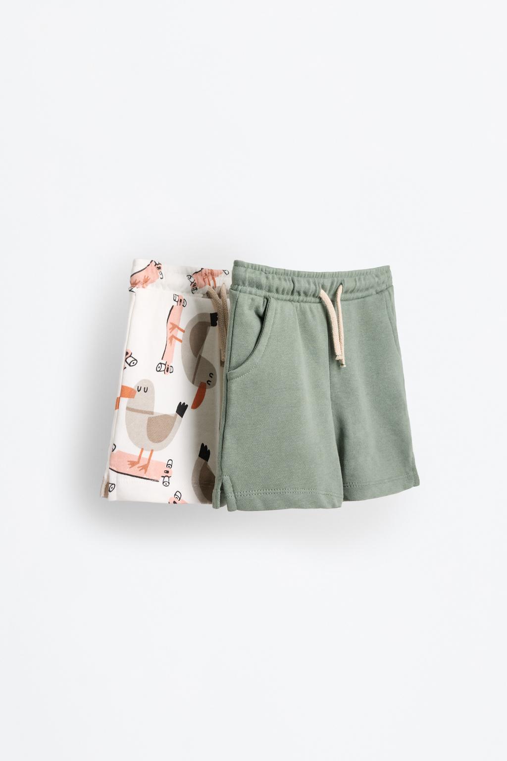 2-pack of contrast Bermuda shorts
