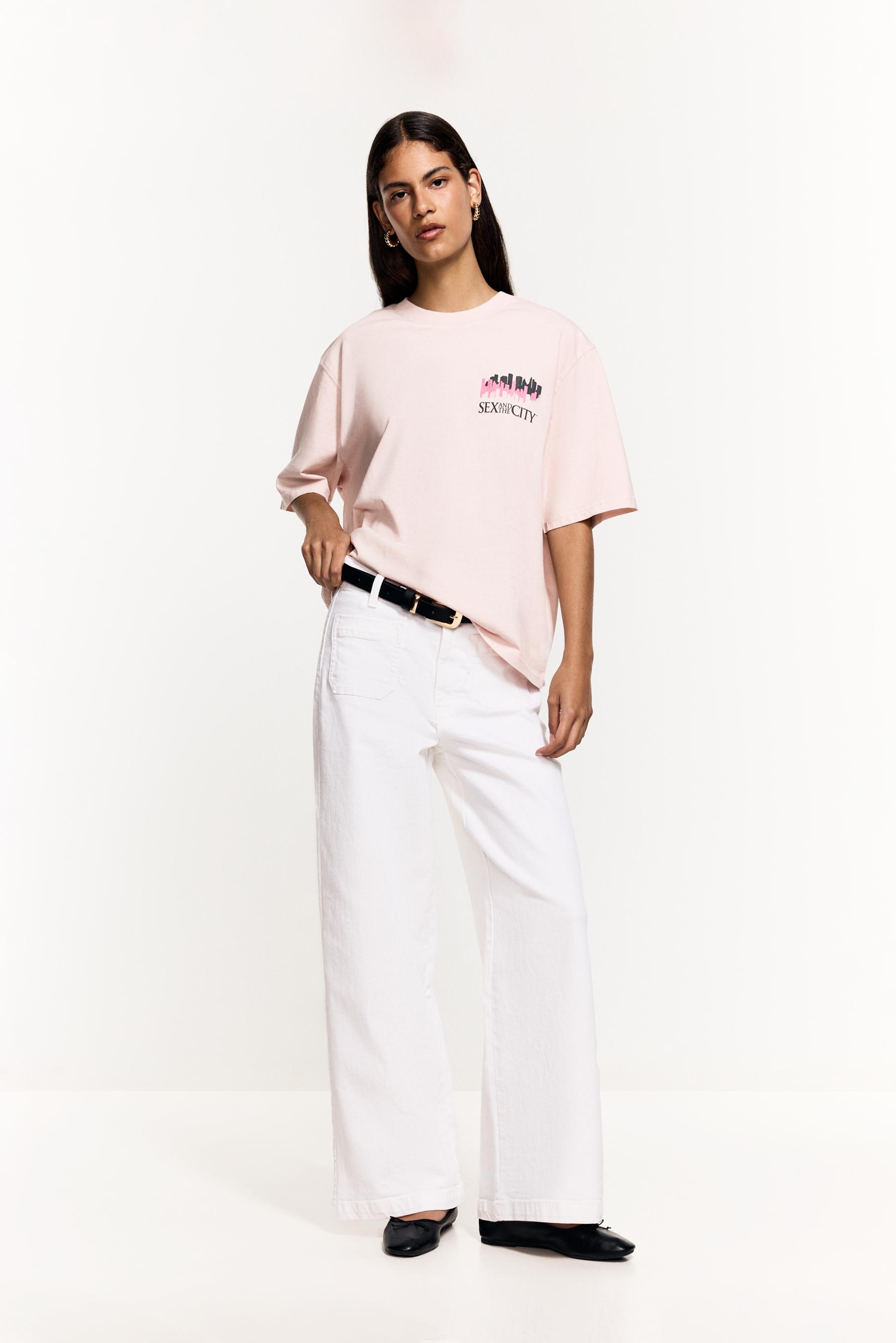 Sex and the City ™Warner Bros t-shirt - YENİ ÜRÜNLER - Kadın