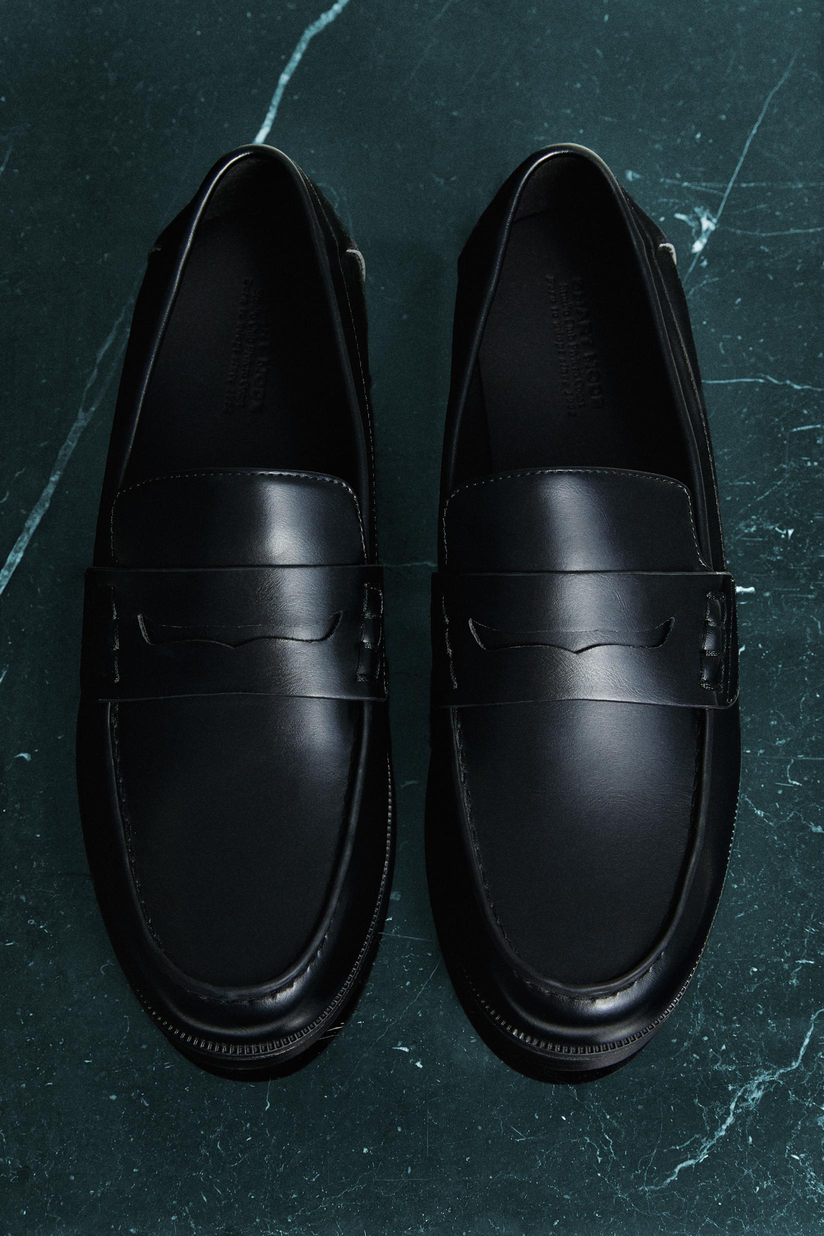 Loafer shoe — BLACK