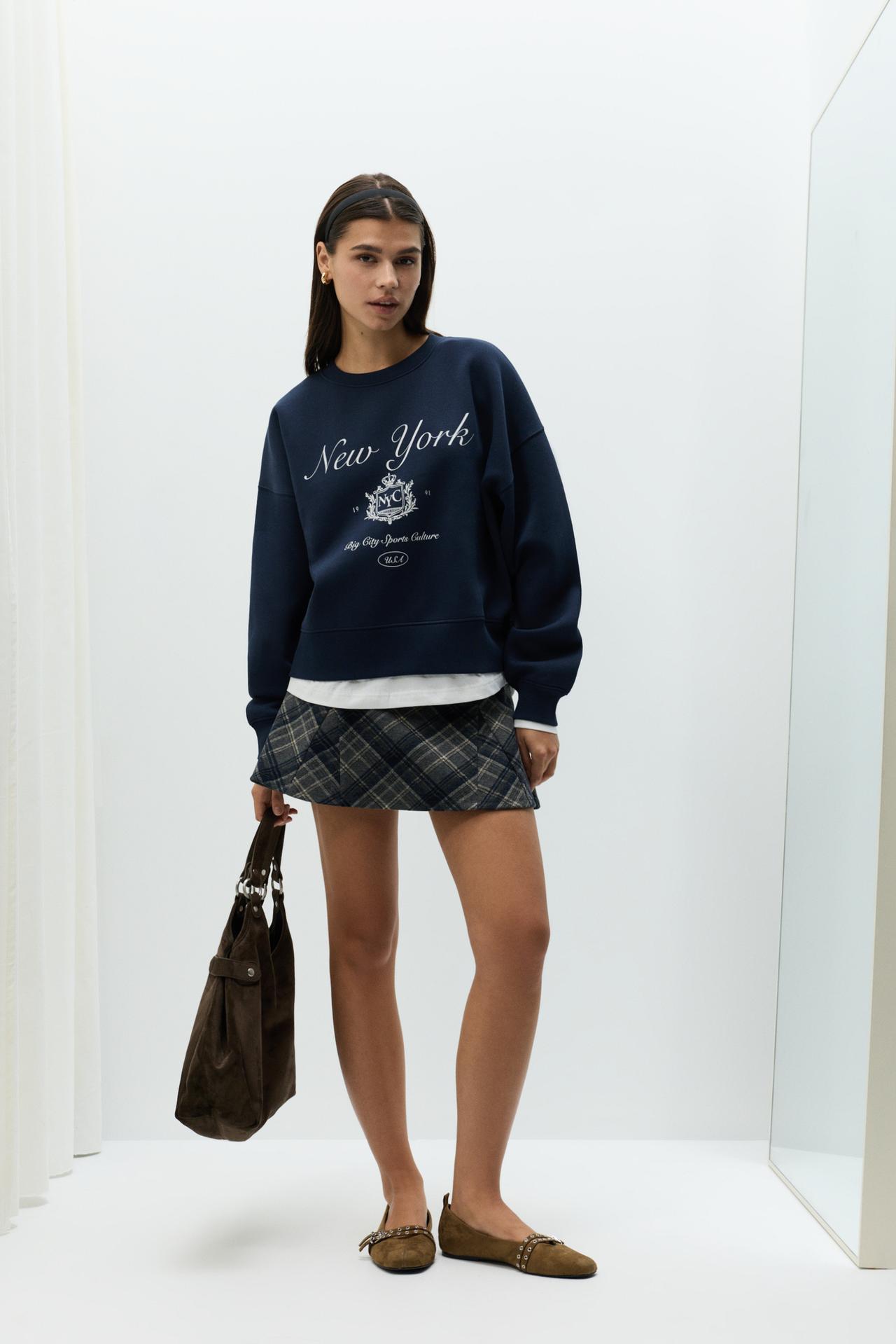 T-shirt-style sweatshirt — NAVY