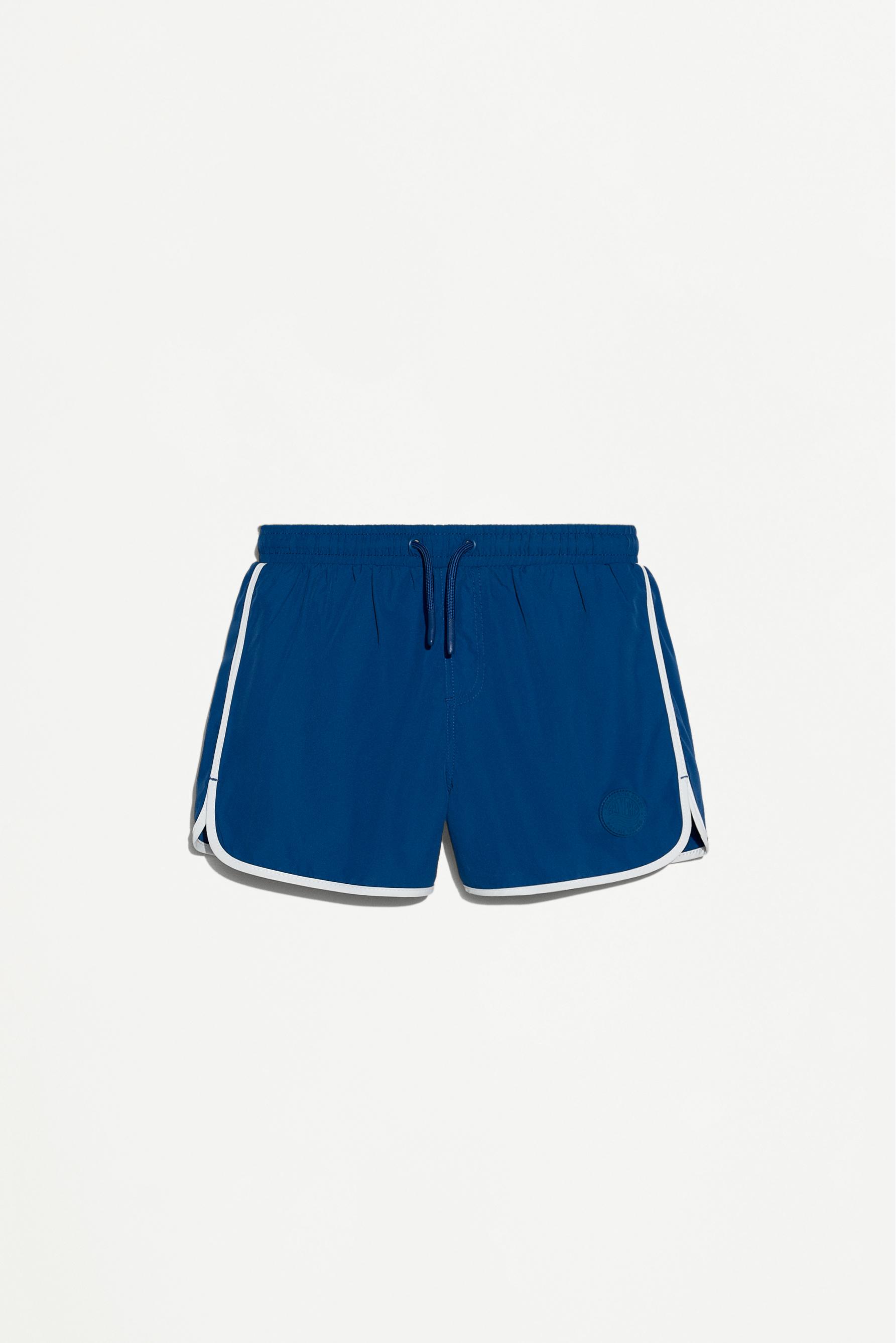 Bañador línea contraste