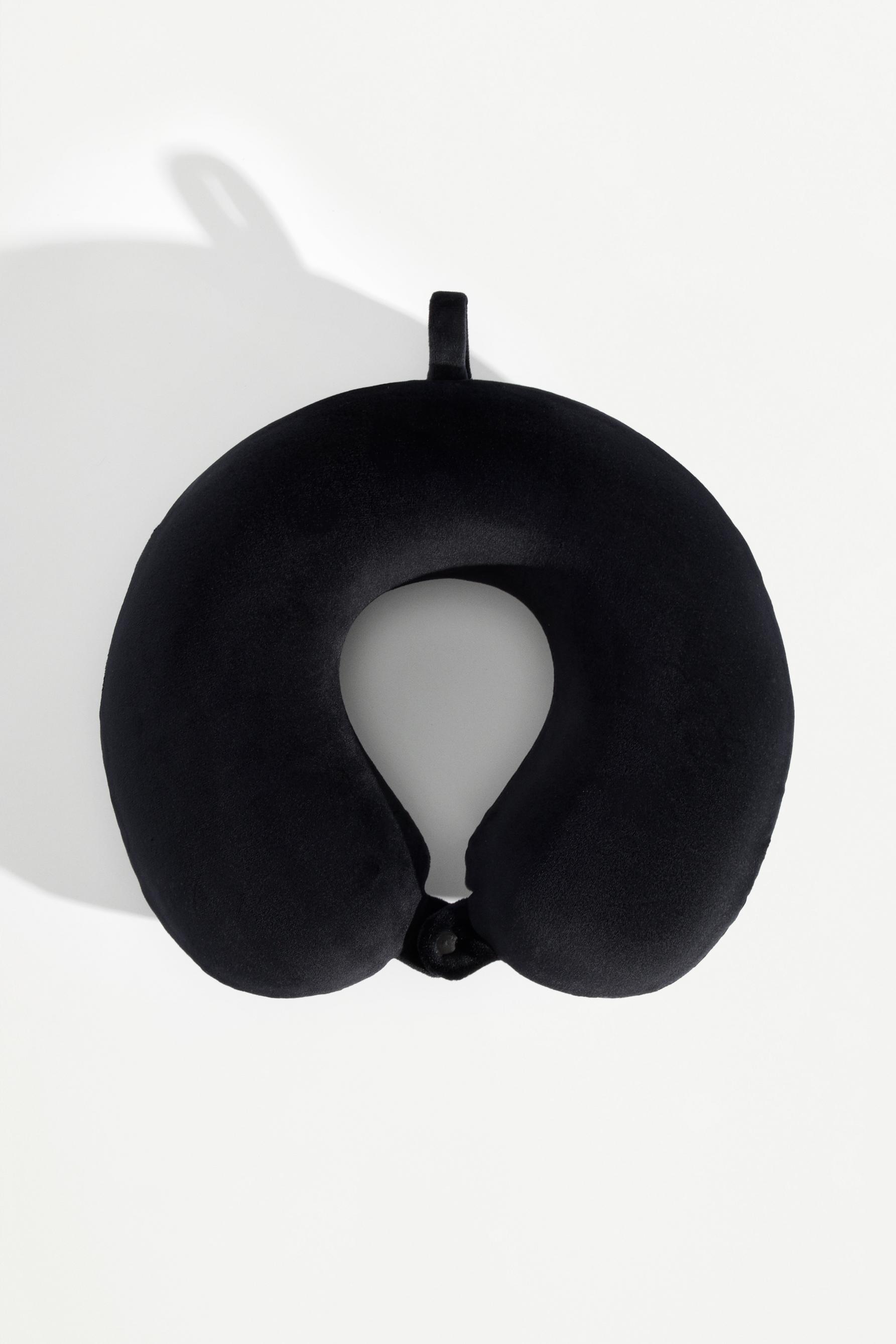 Travel cushion — BLACK