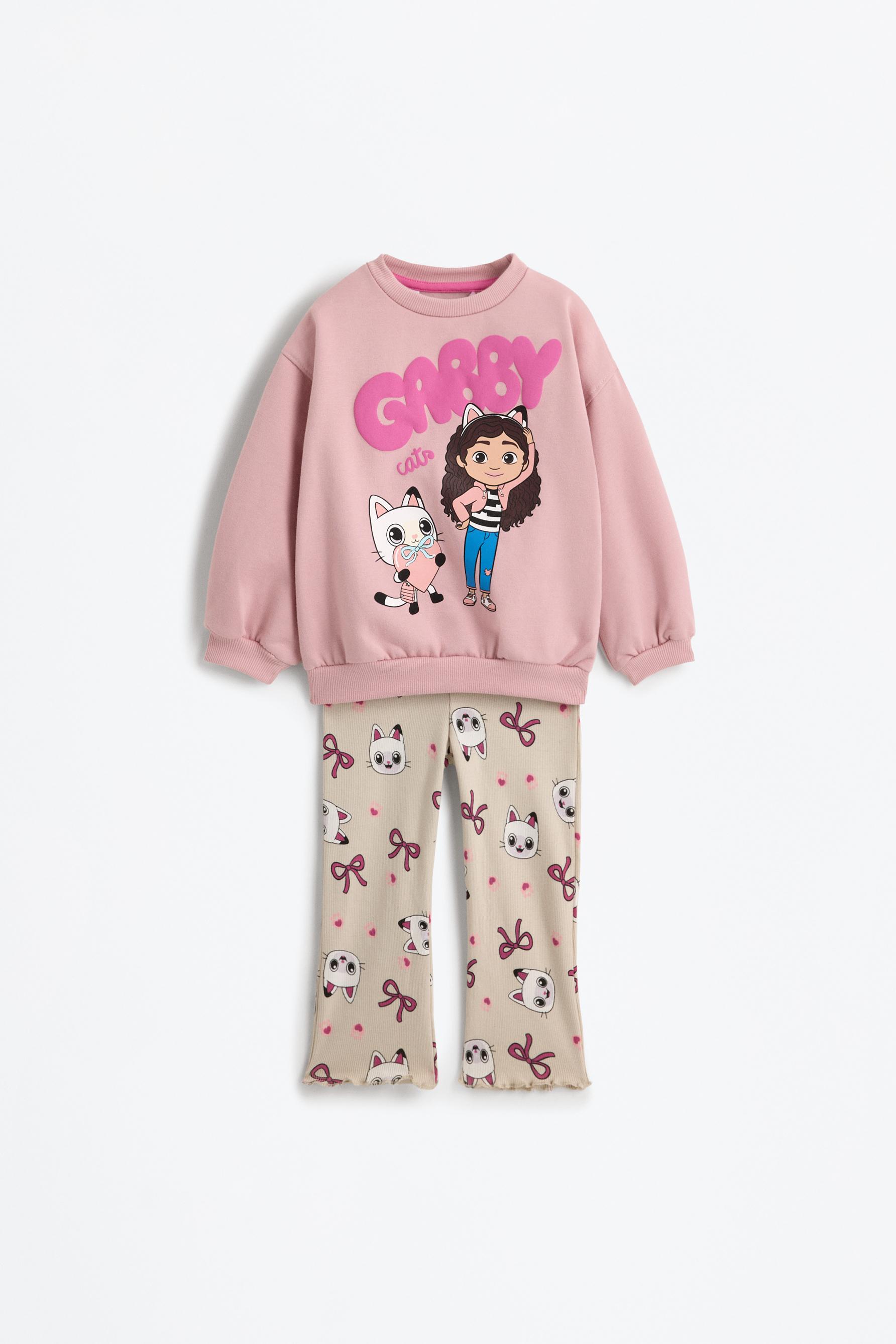 Conjunto Gabby's Dollhouse sudadera y legging flare