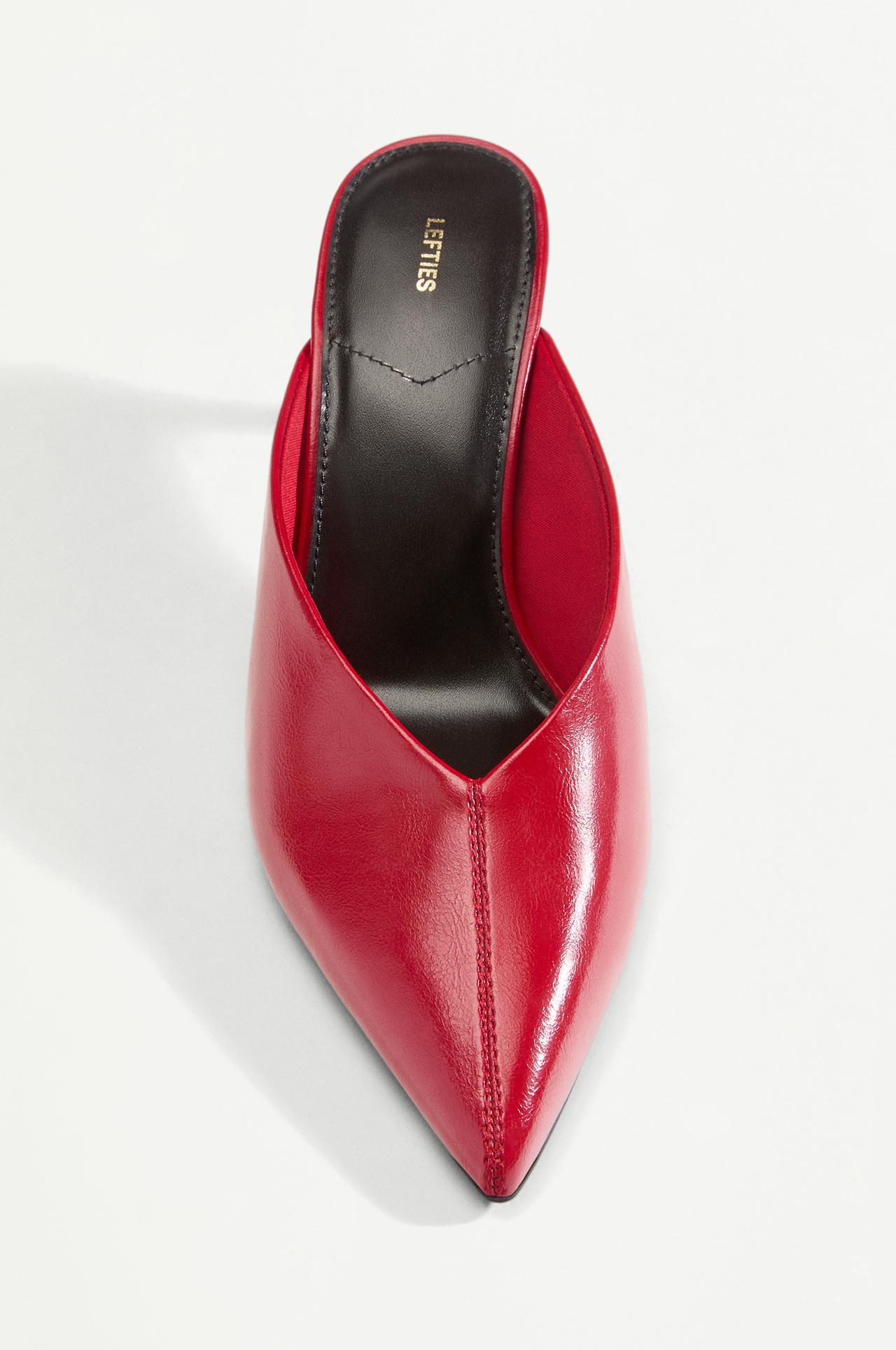 Slingback heels — RED