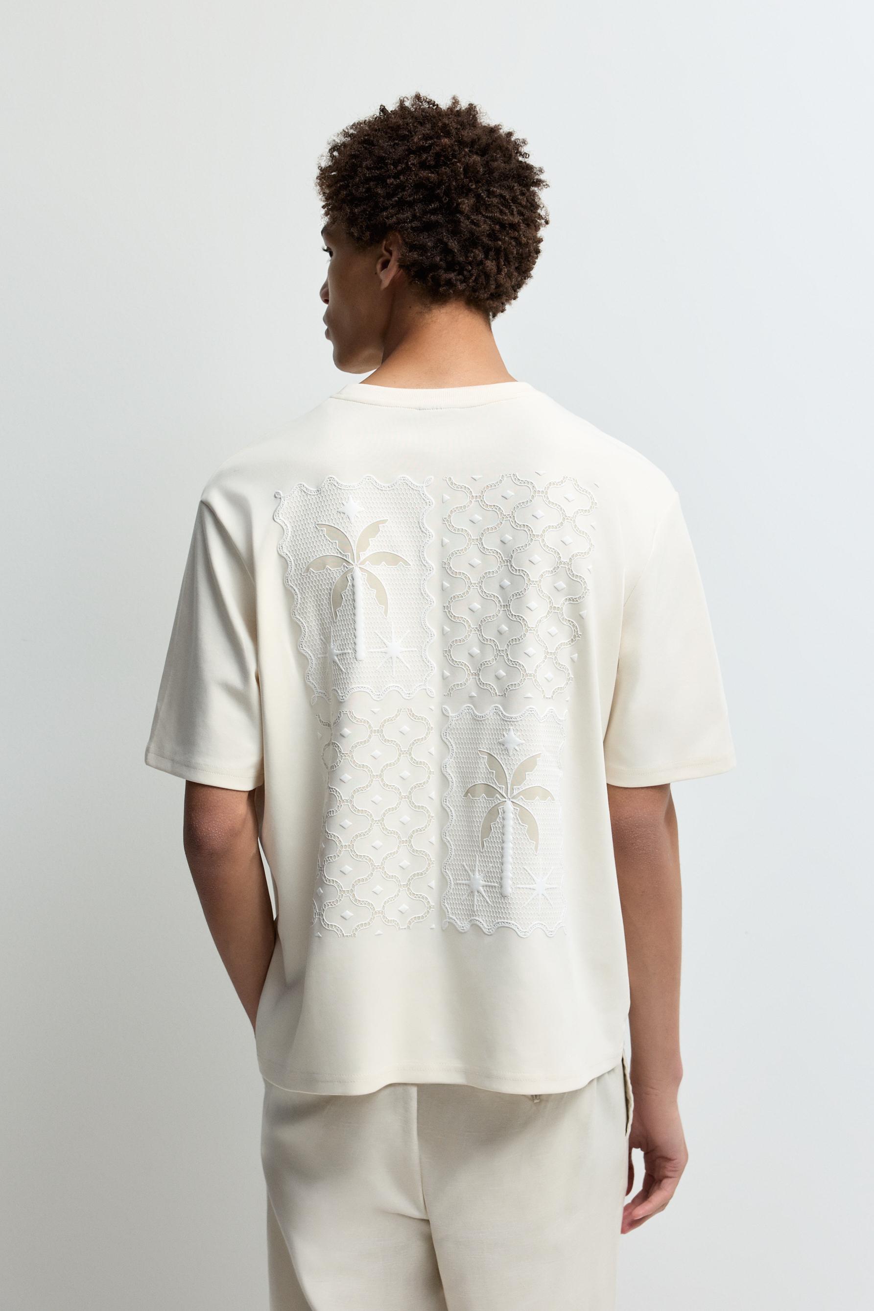 Back print T-shirt — BUTTER