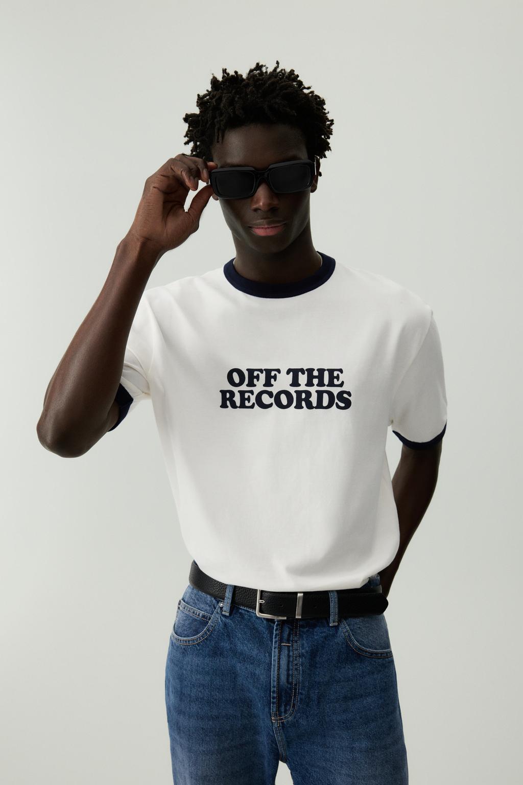 T-shirt with contrasting slogan