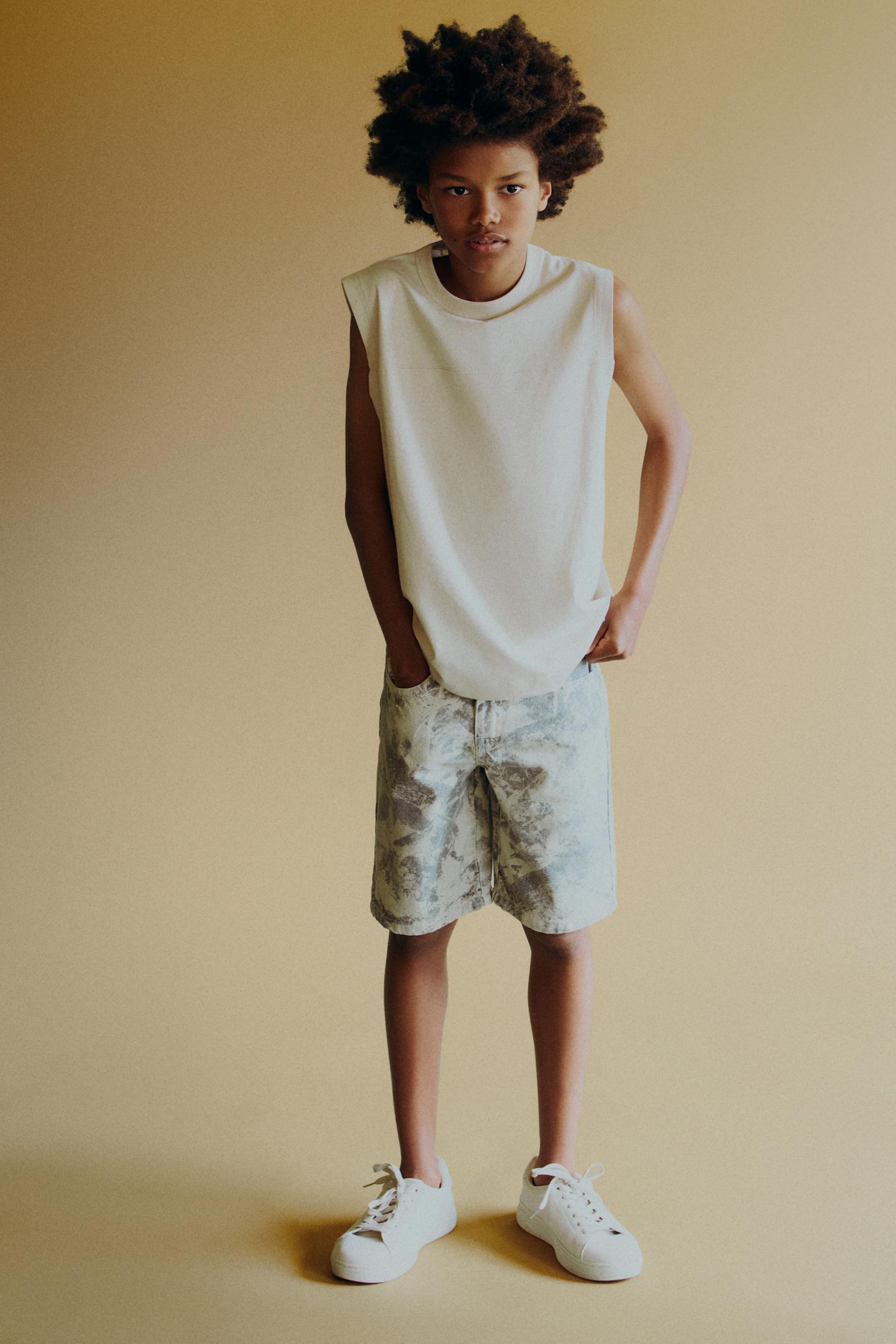 Pack of 2 assorted sleeveless T-shirts — PALE KHAKI