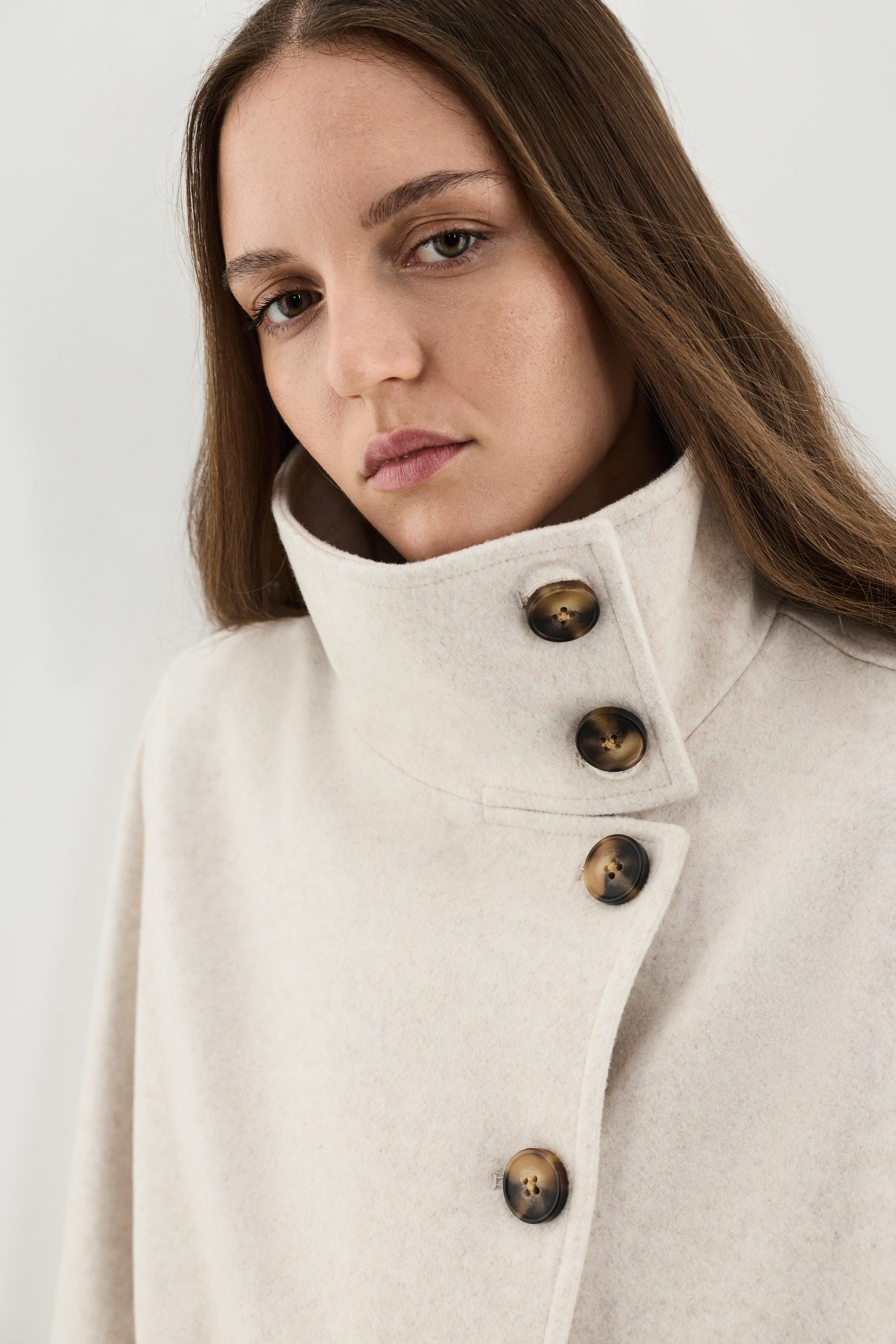 Short funnel neck jacket — SAND