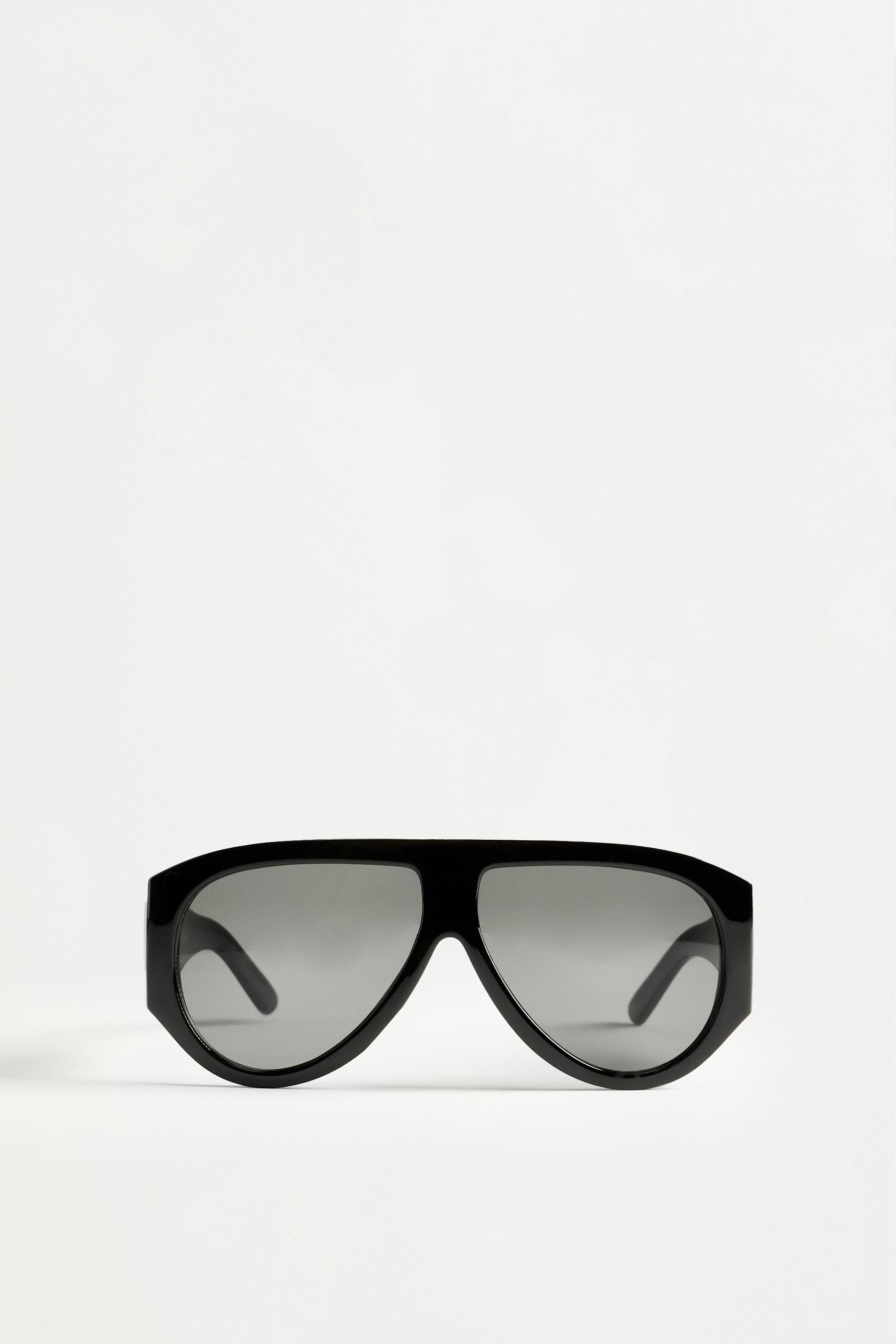 Aviator sunglasses — BLACK