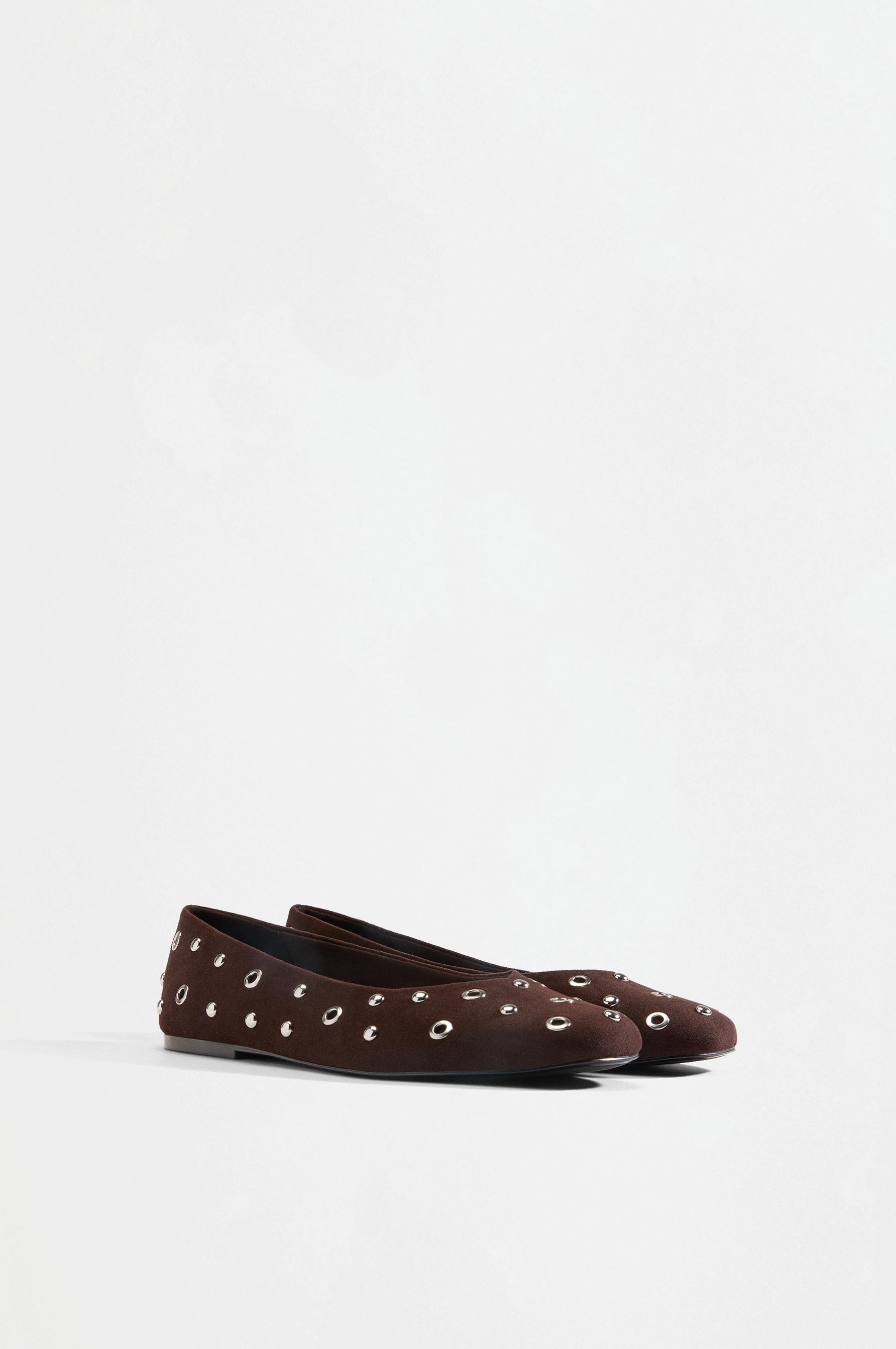 Studded ballet flats — BROWN