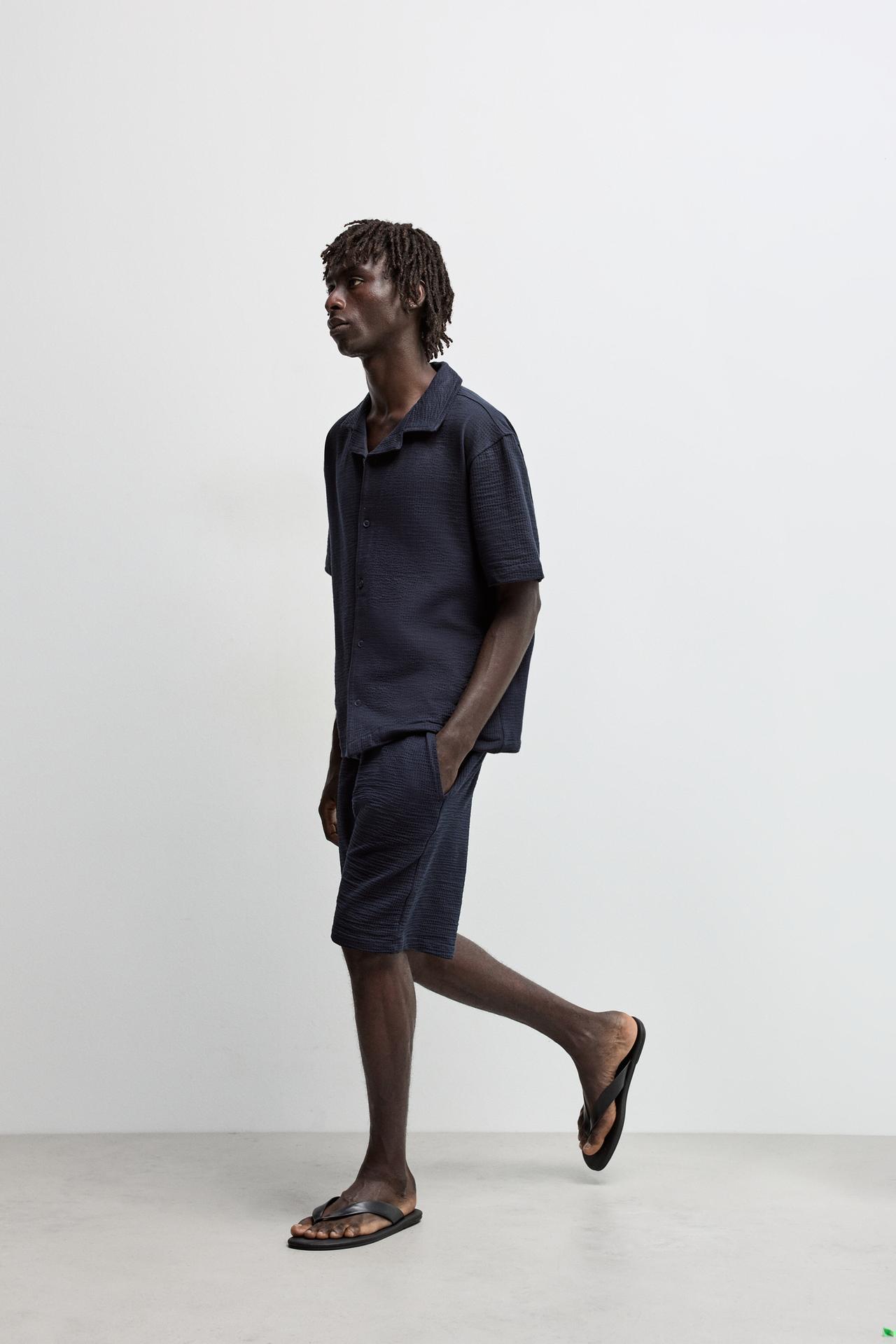 Seersucker Bermuda shorts — NAVY