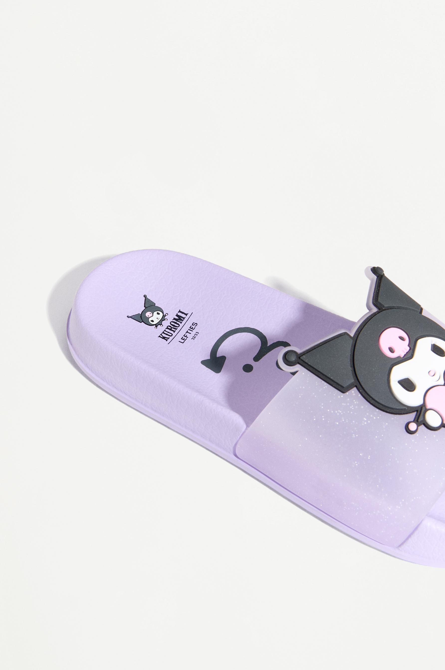 KUROMI ©SANRIO SLIDE SANDALS — MAUVE