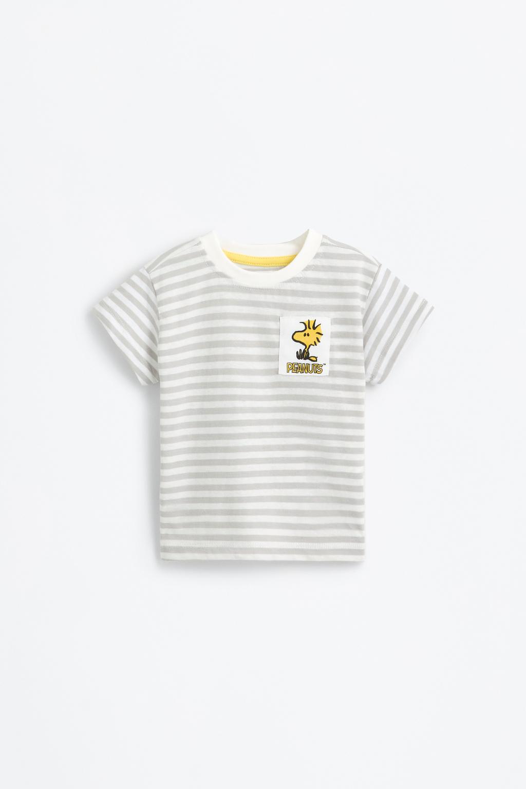 Playera Snoopy Peanuts™ etiqueta