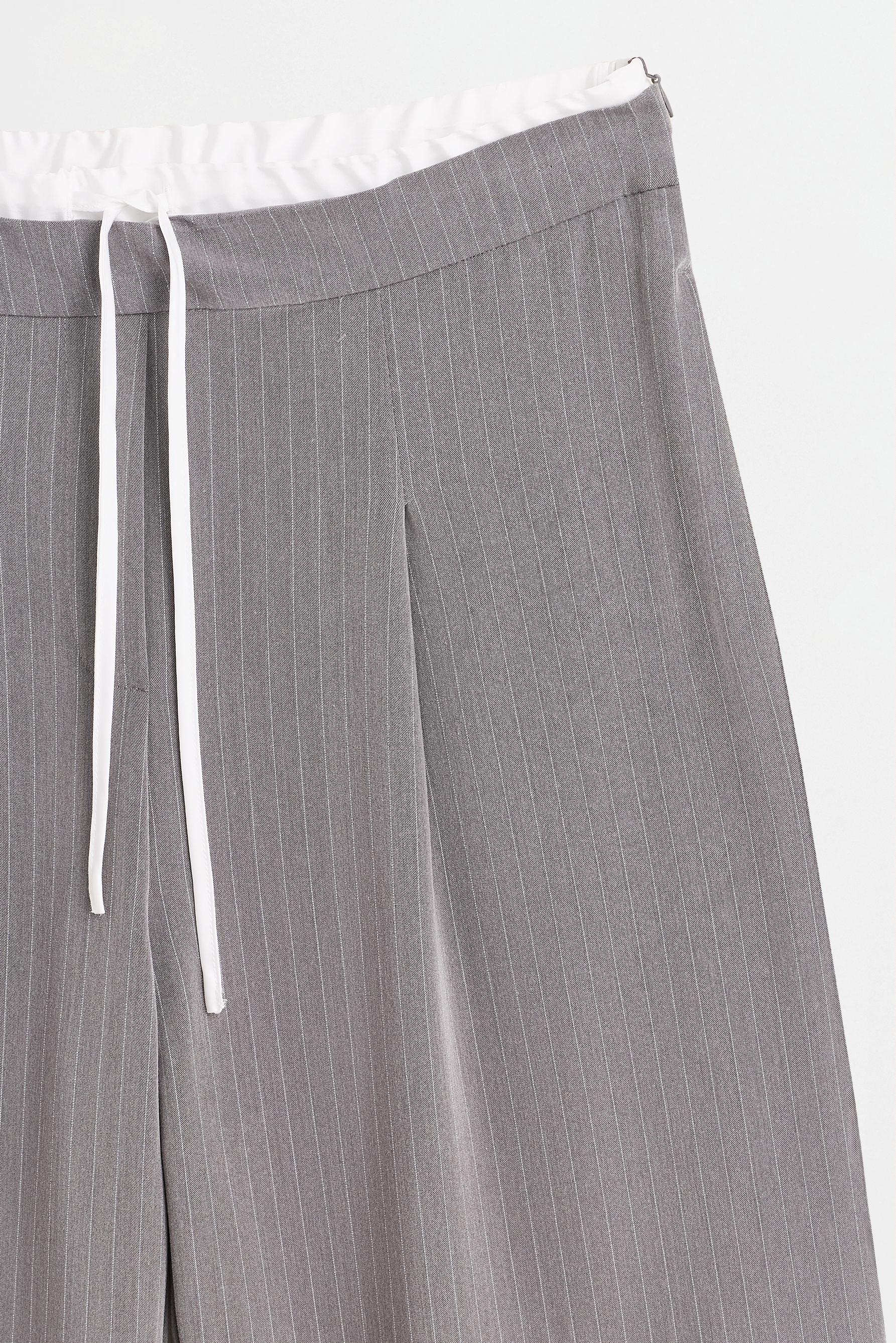 Striped contrast waistband trousers — GREY MARL