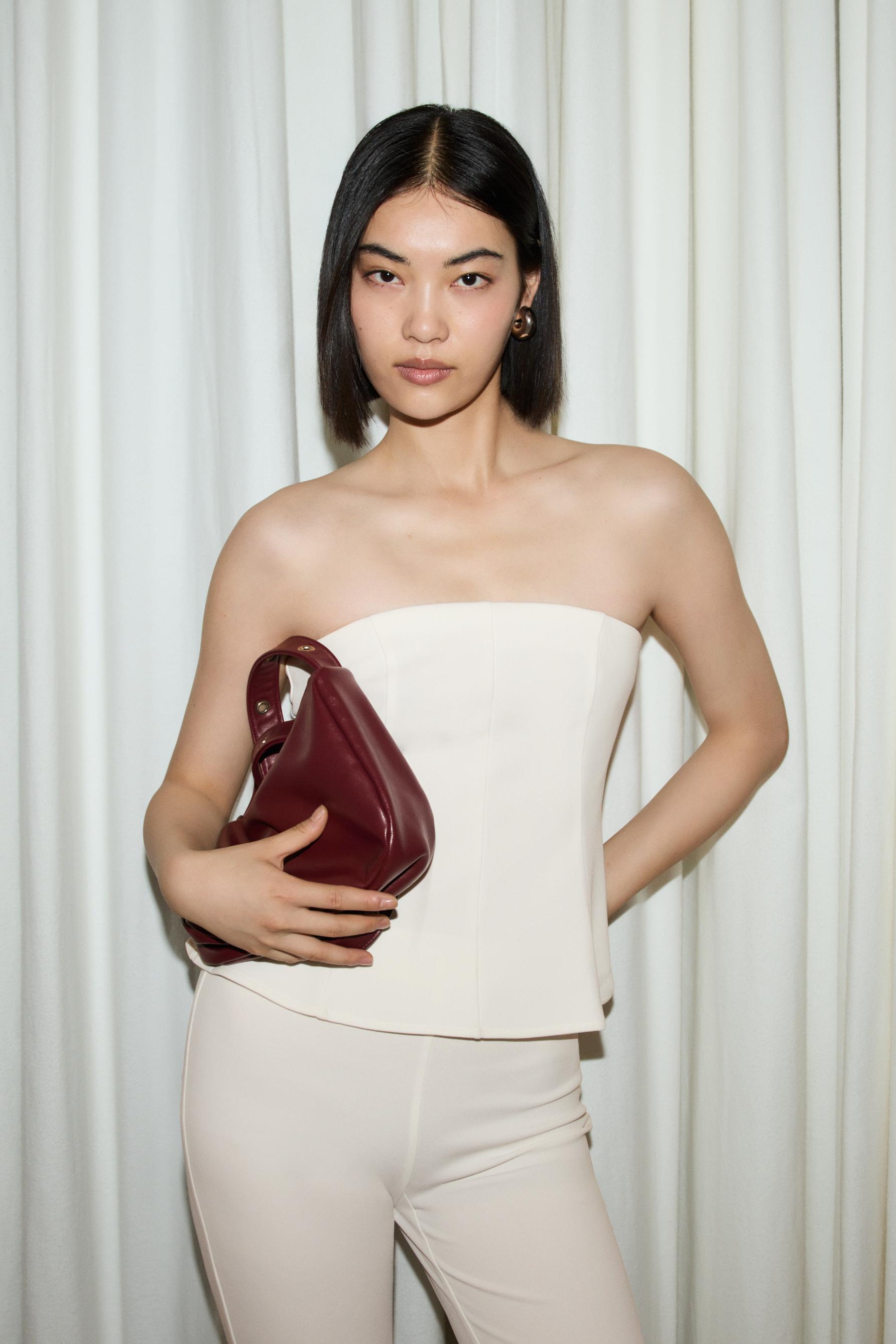 Top peplum palabra de honor