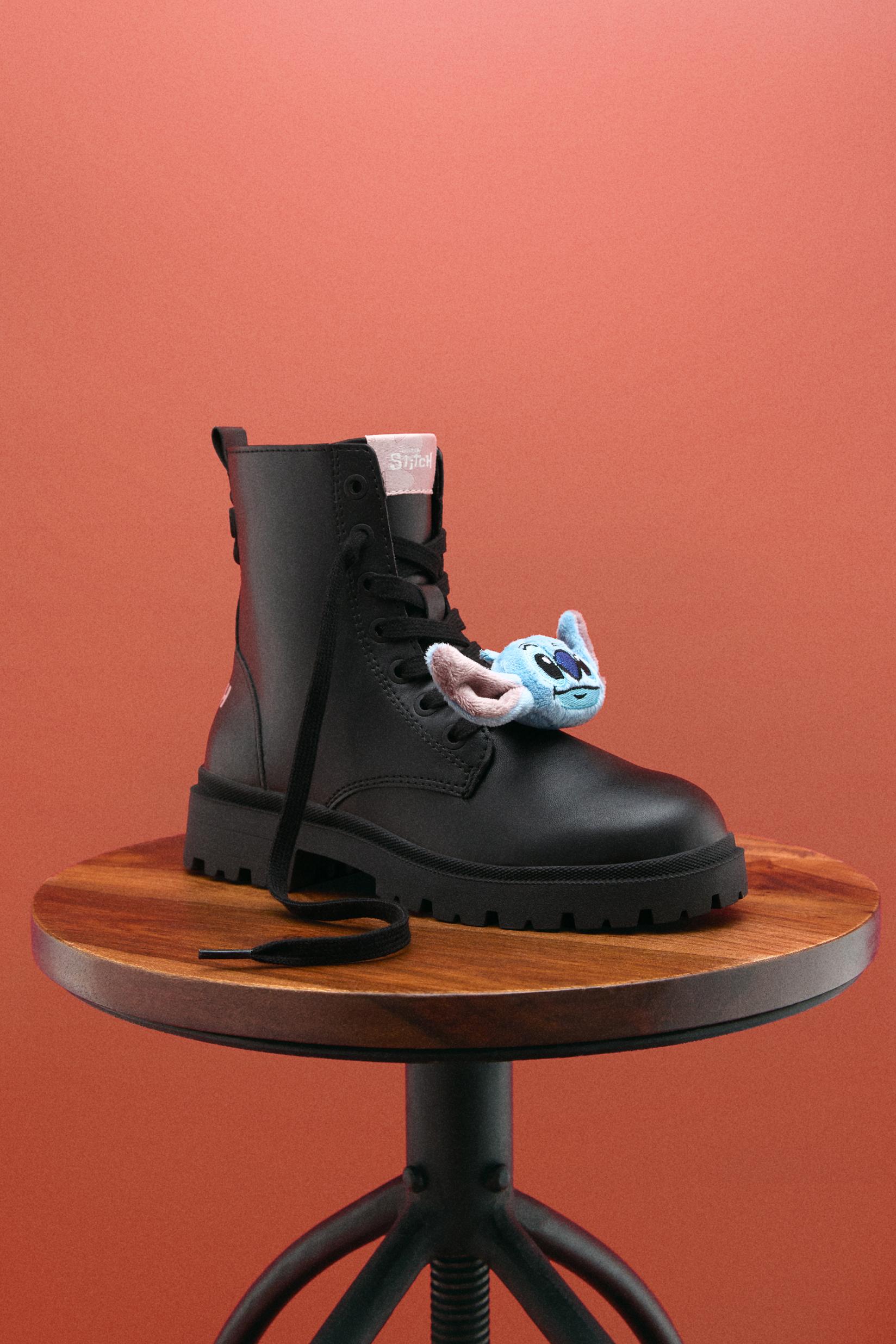 Stitch ©Disney Boot — BLACK