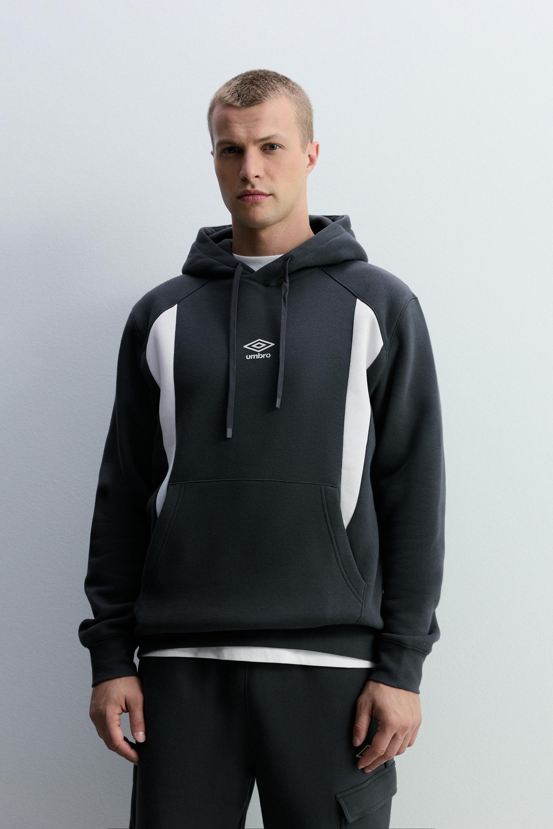 Sudadera capucha color block Umbro x Lefties