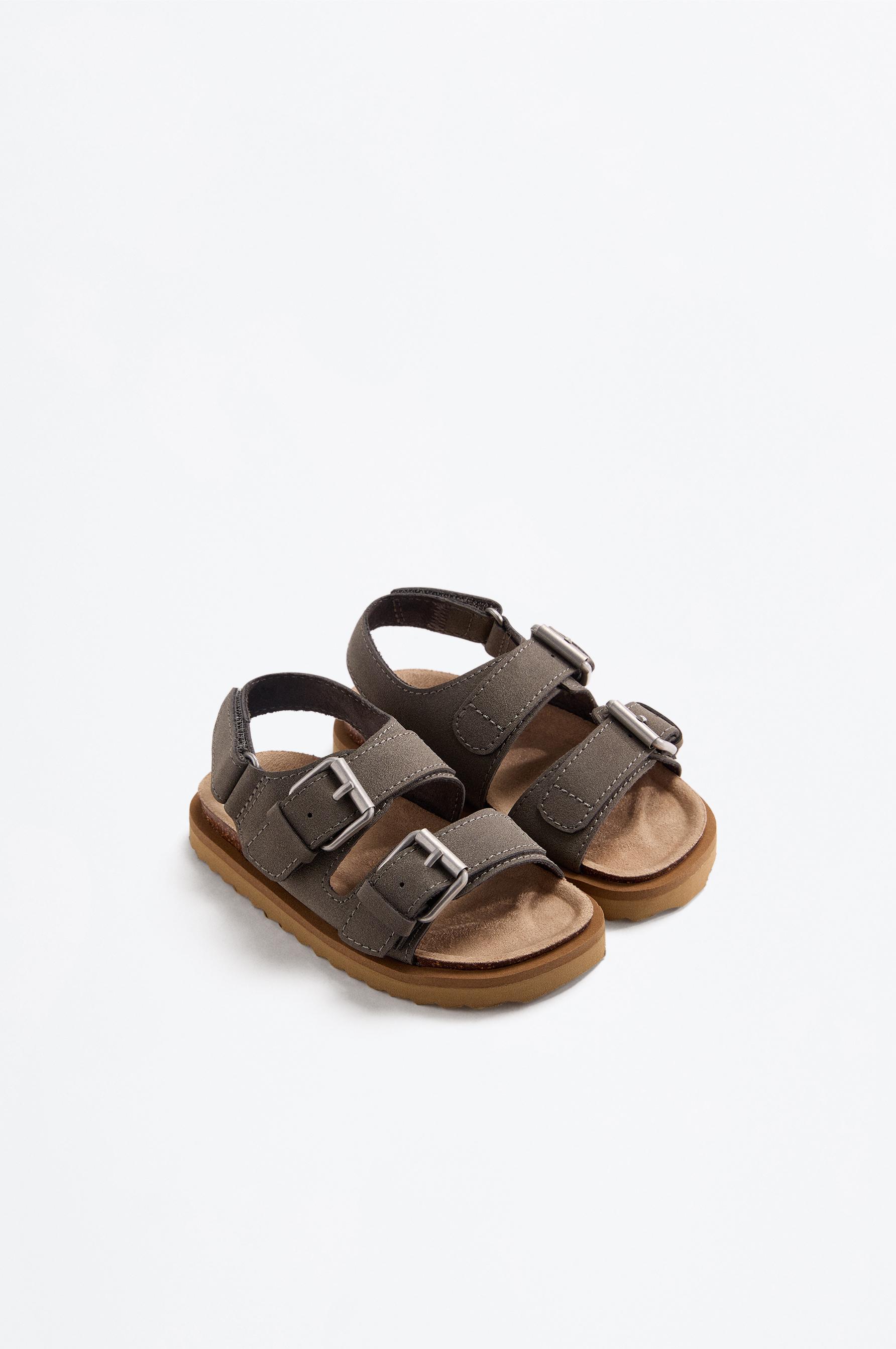 BUCKLE SANDALS — 1-905