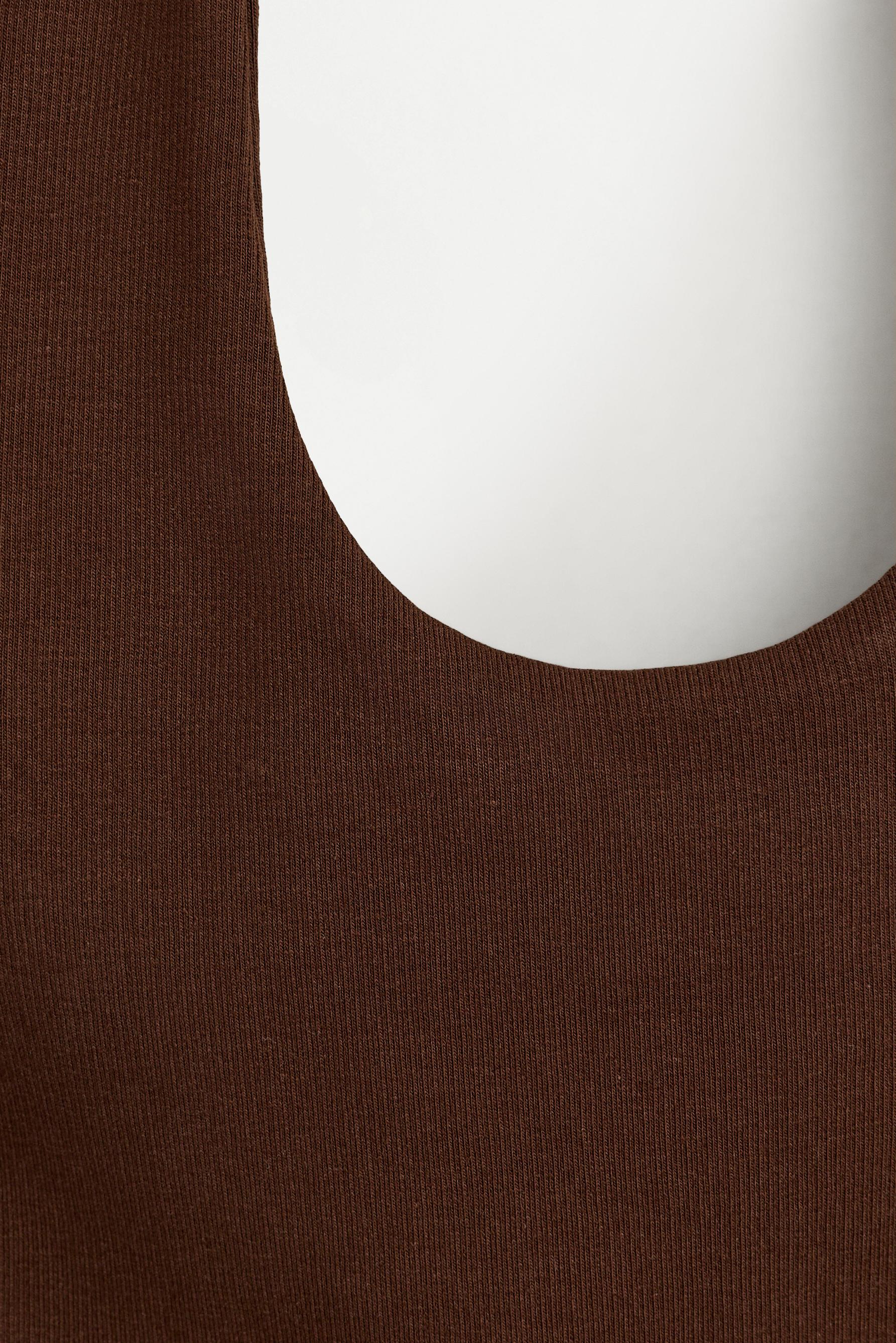 Basic ribbed halter top — BROWN