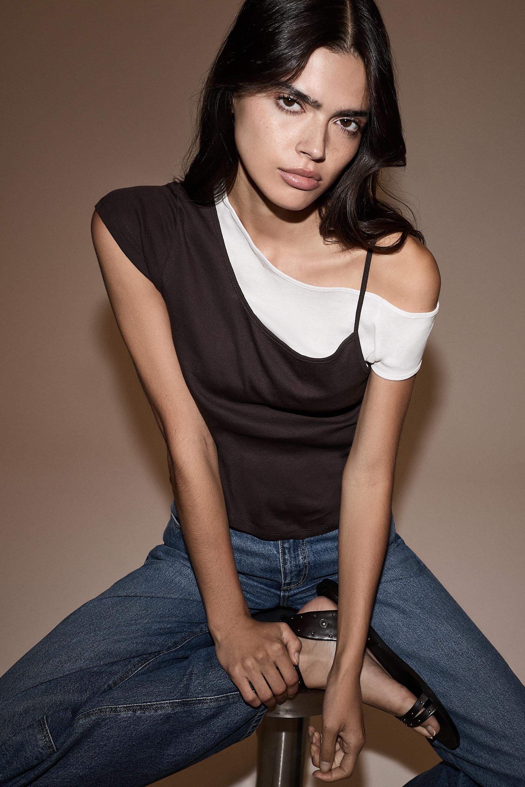 Asymmetric double-layer T-shirt — DARK BROWN