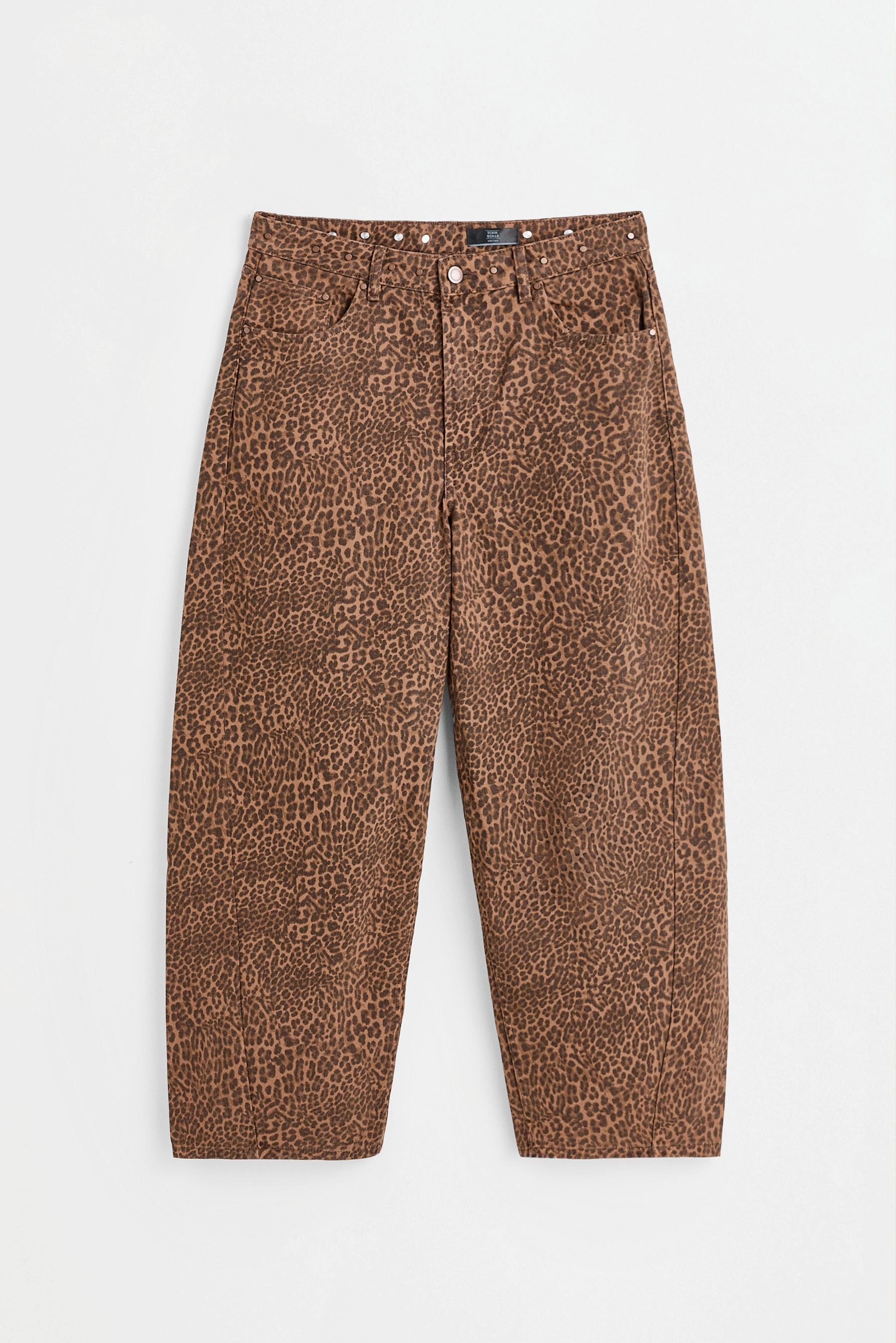 Animal print barrel jeans — CHEETAH