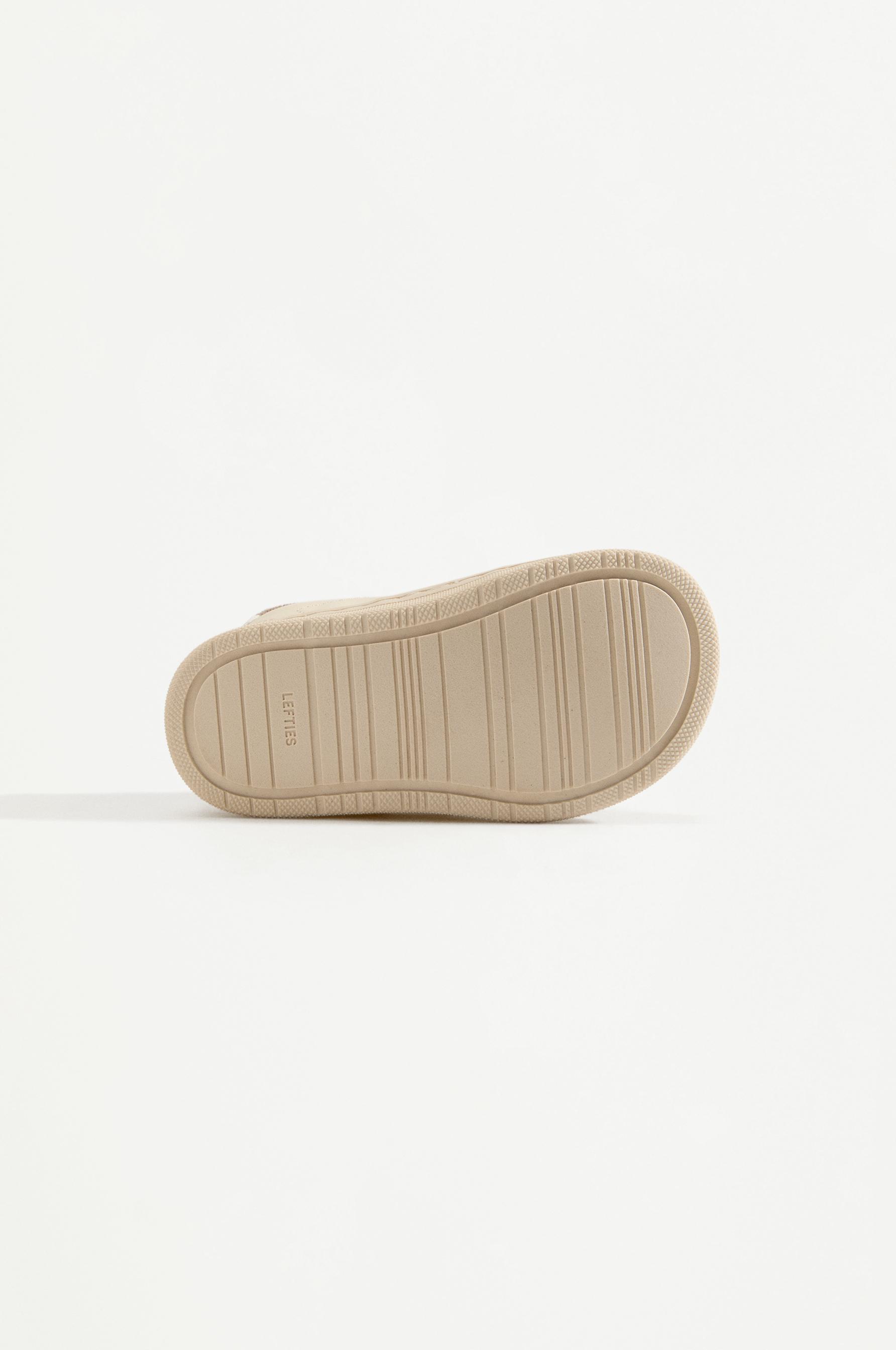 Barefoot Casual Sneakers — BEIGE
