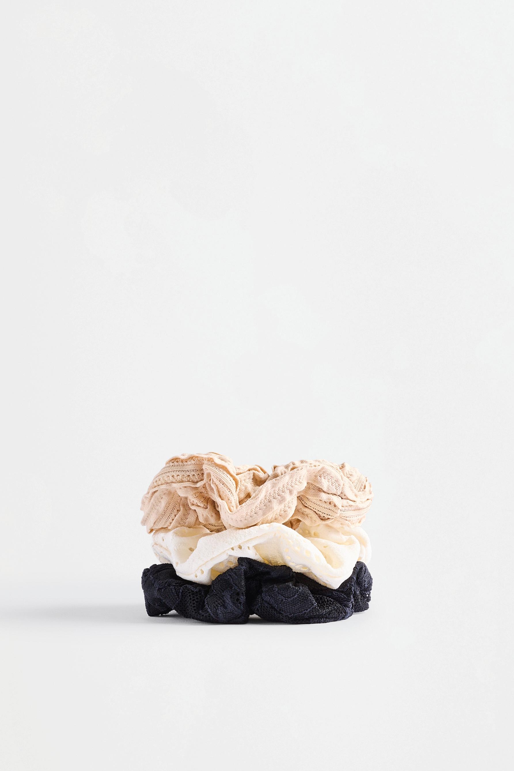 Medium scrunchies (3-pack) — ECRU