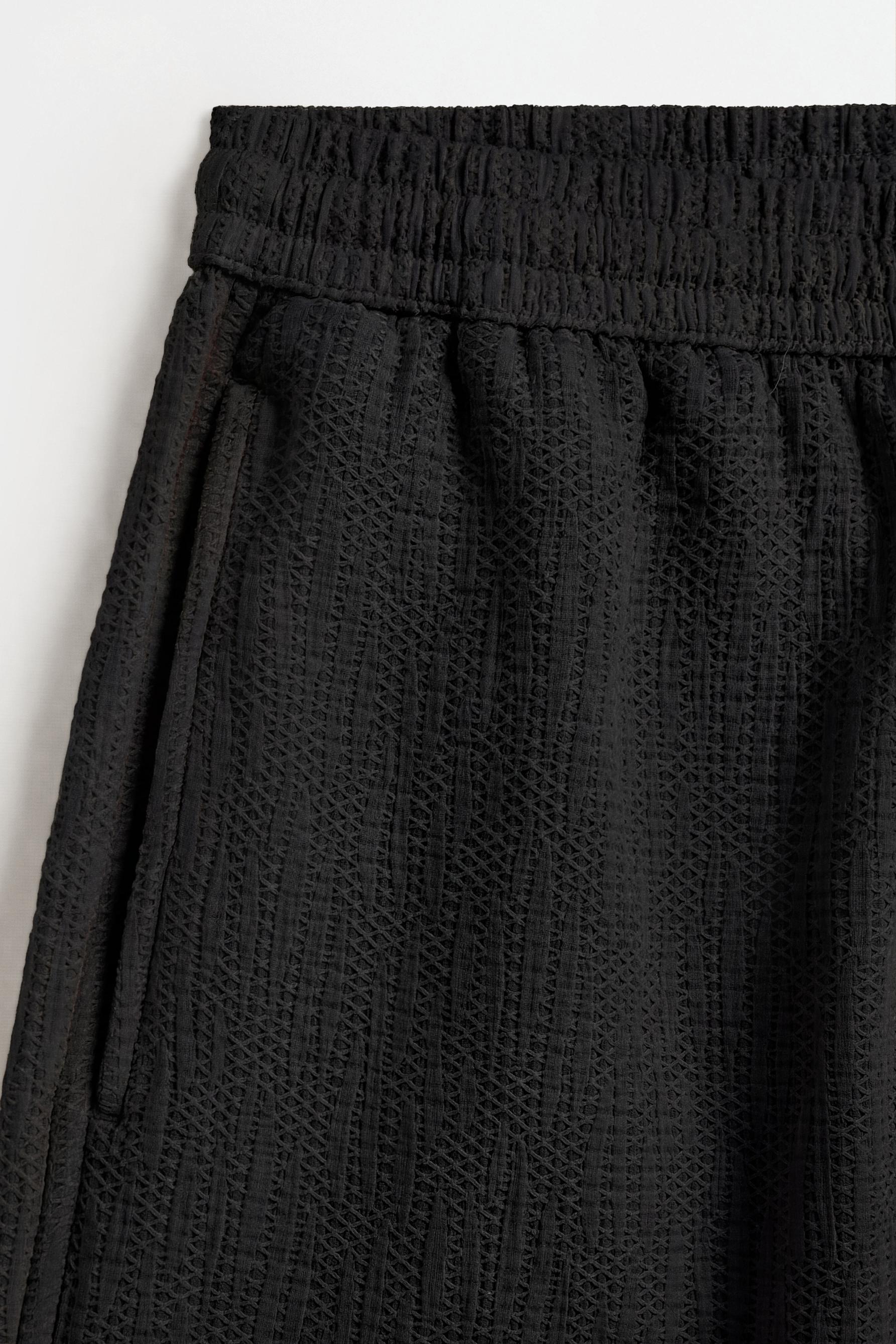Jacquard Bermuda shorts — BLACK