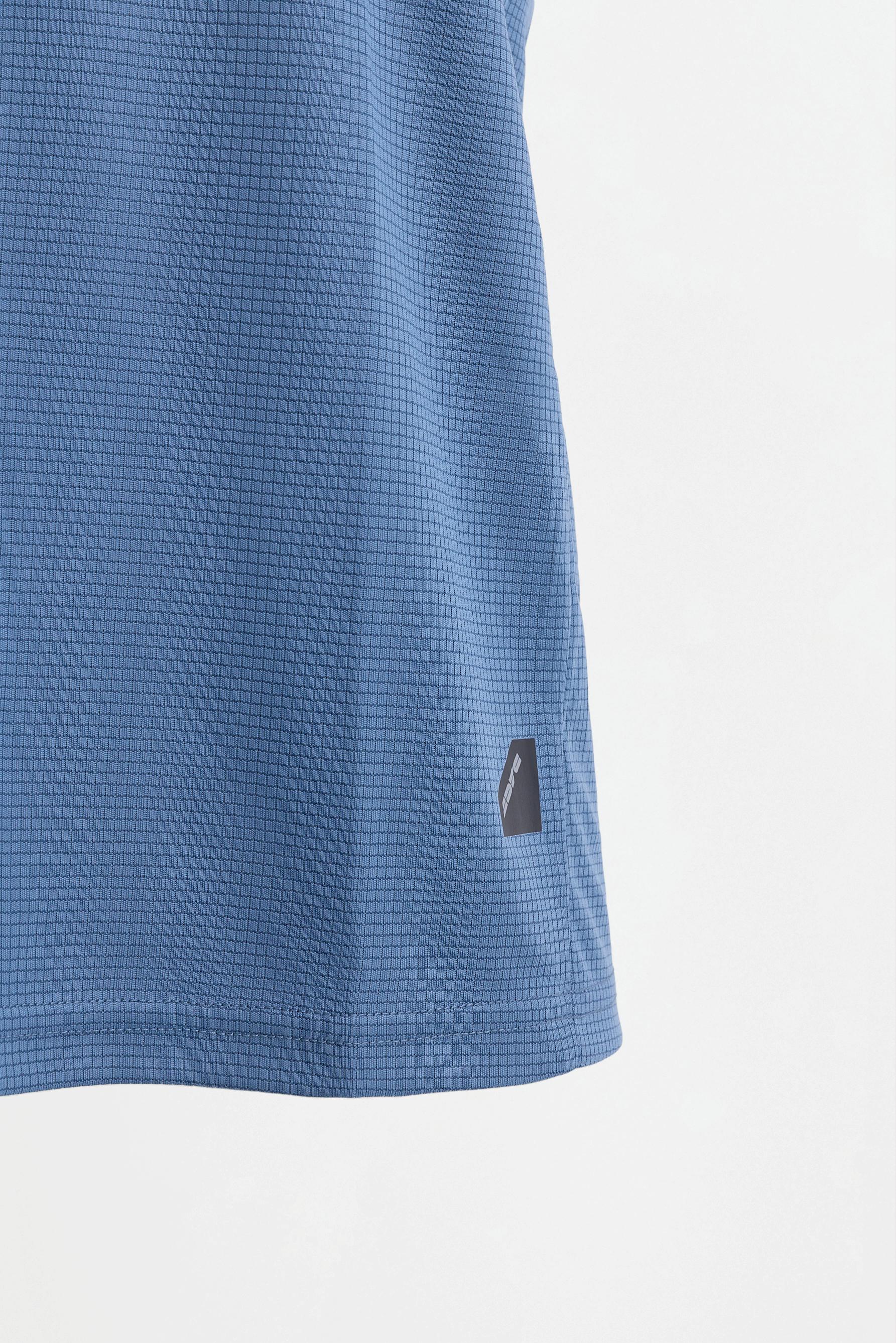 Sleeveless sports T-shirt — STEEL BLUE
