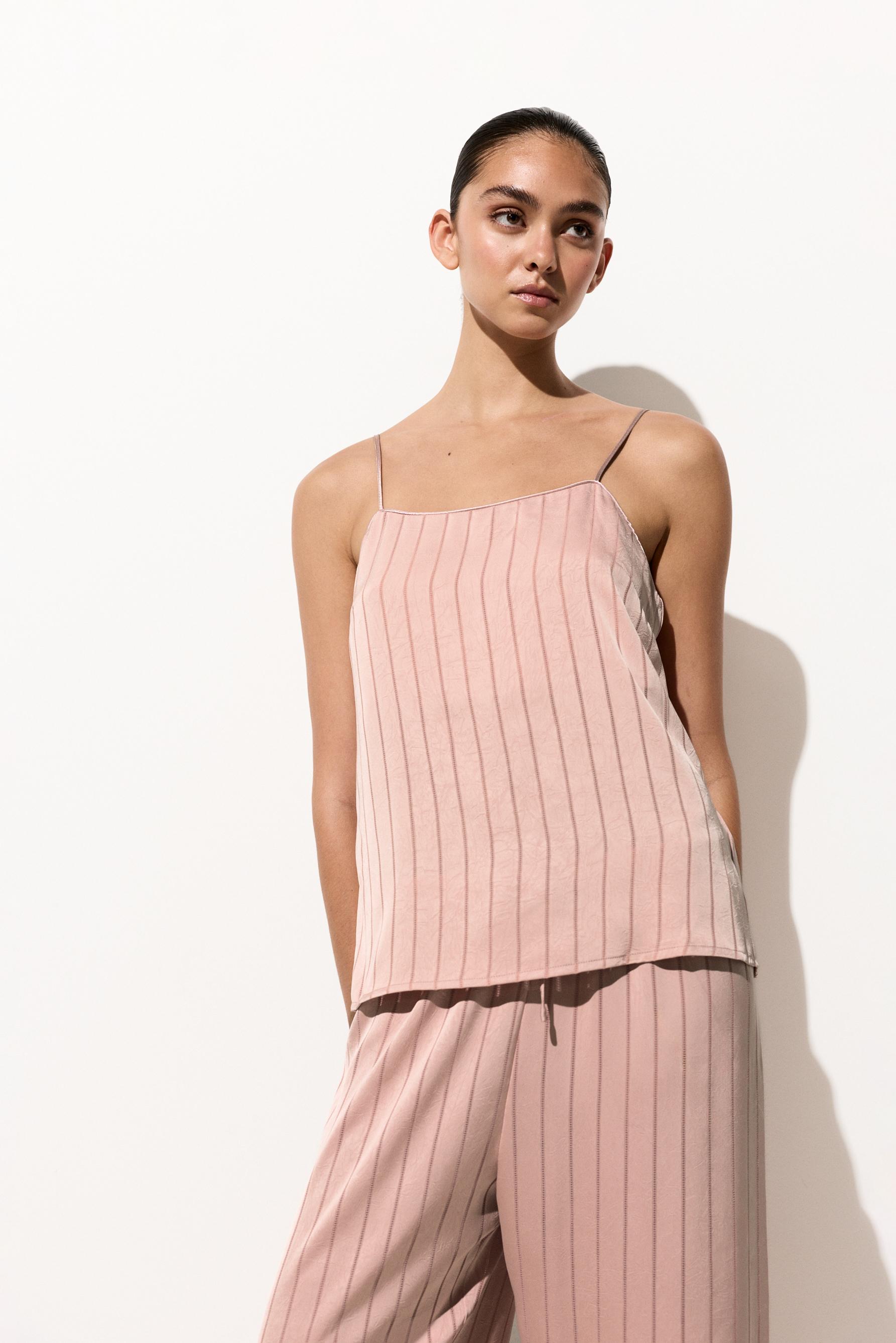 Satin pyjamas — PASTEL PINK