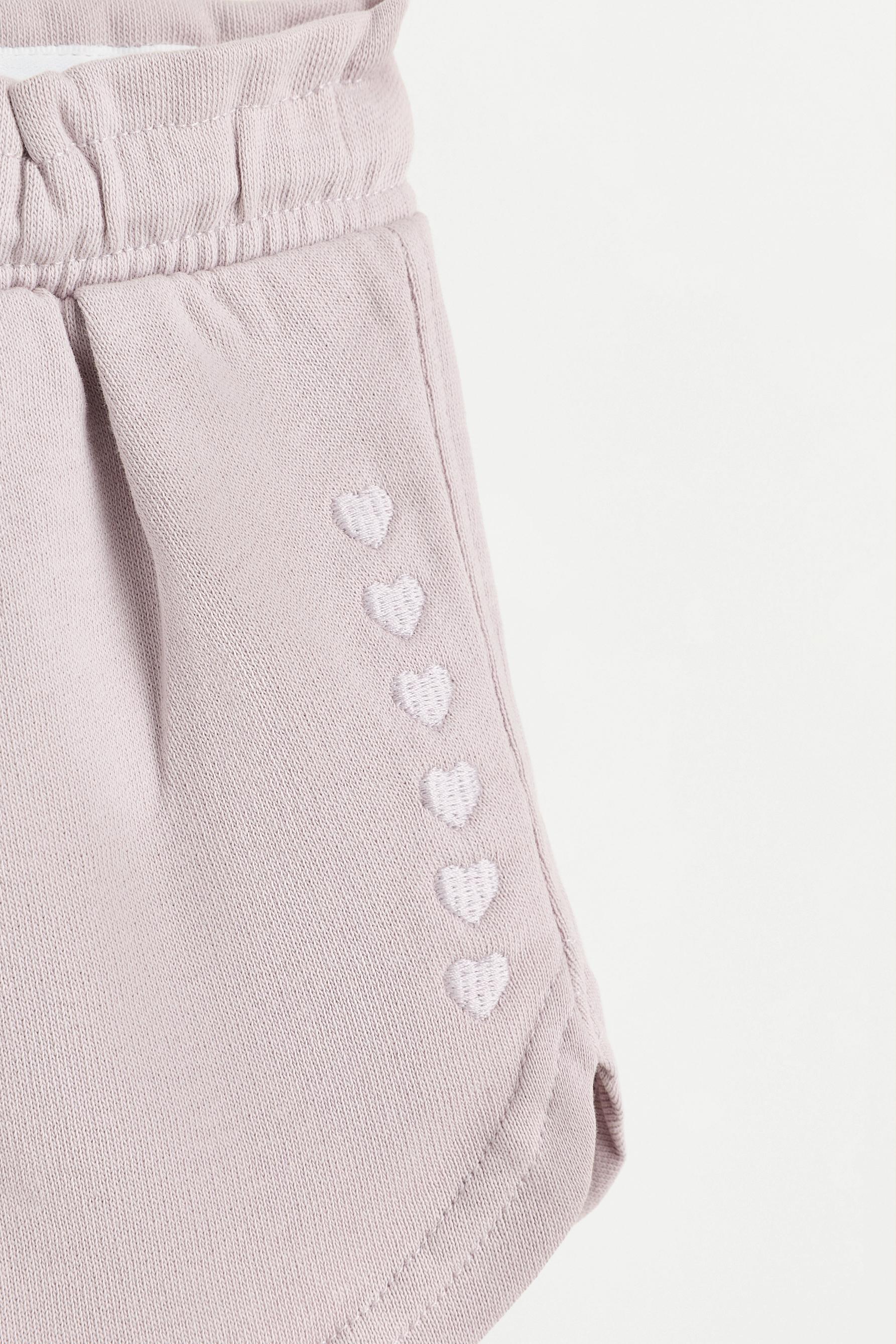 Heart print Bermuda shorts — PALE MAUVE