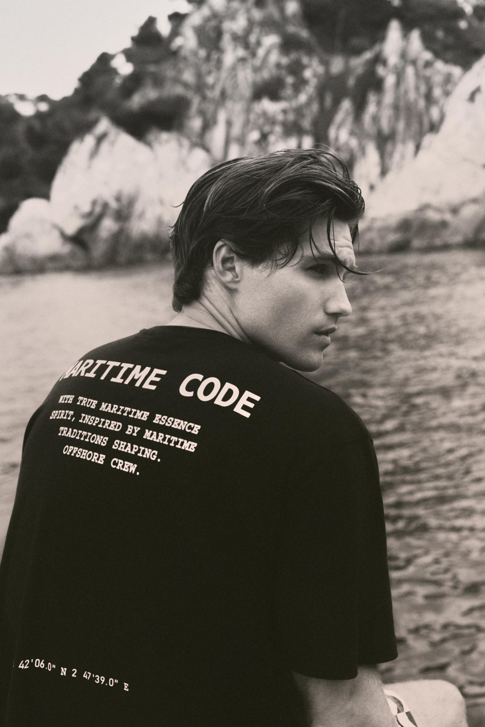 Printed T-shirt — DARK NAVY