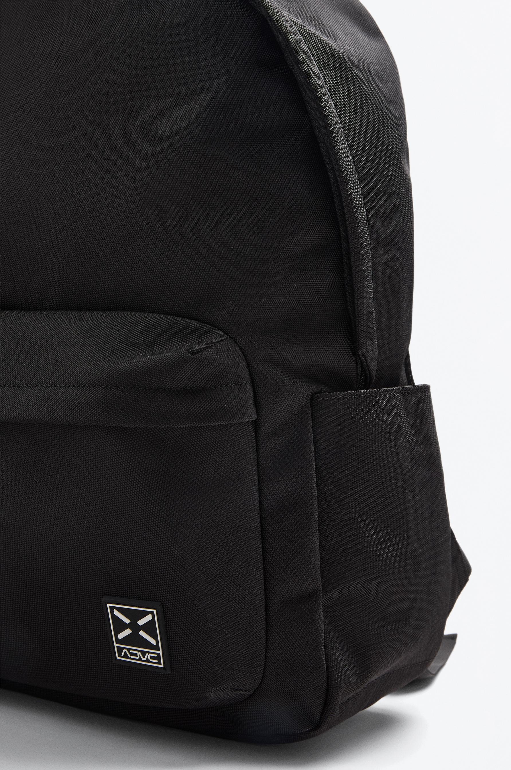 Basic backpack — BLACK