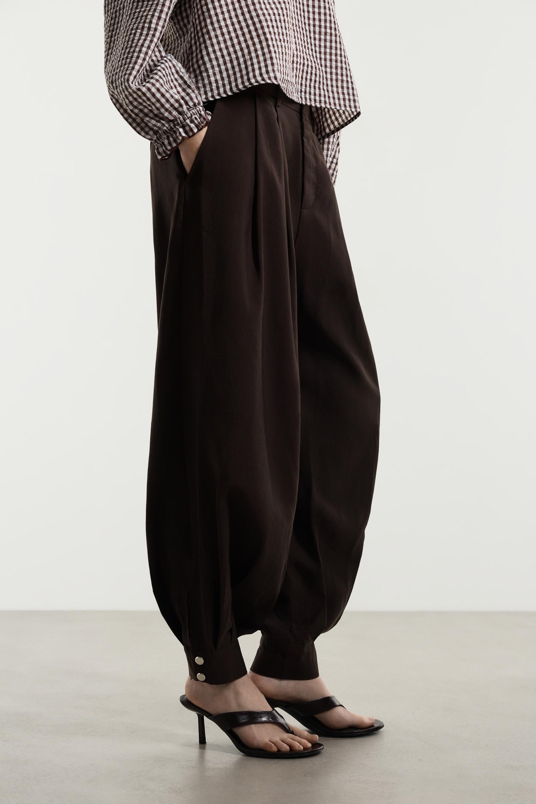 Pleated sarouel trousers — DARK BROWN