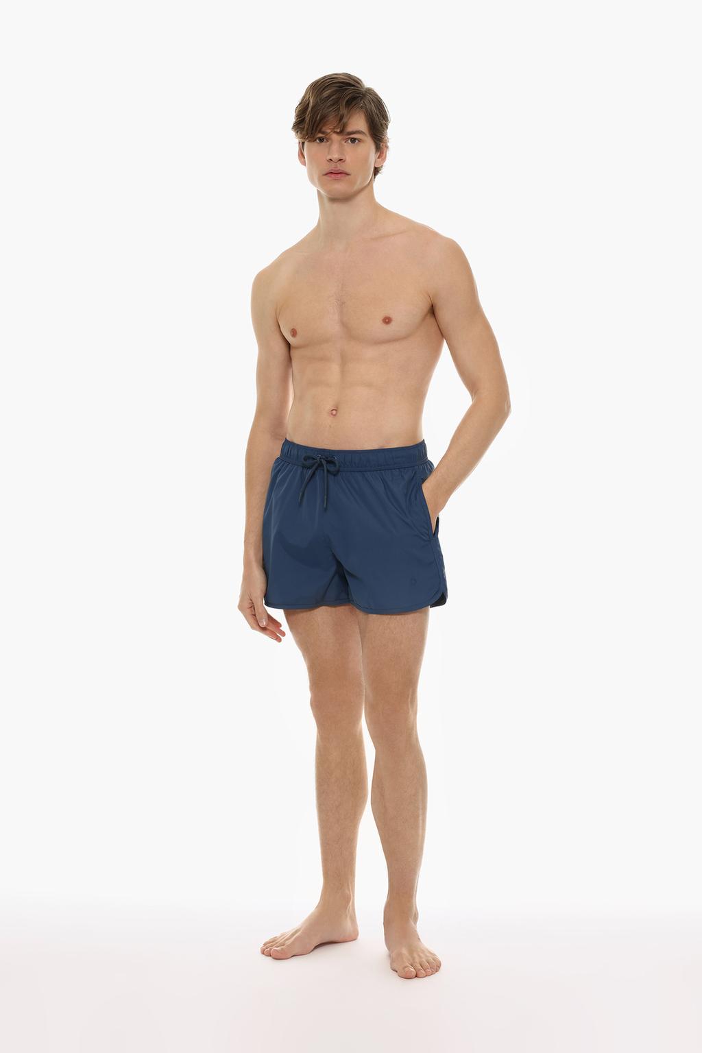 Basic short swimming trunks