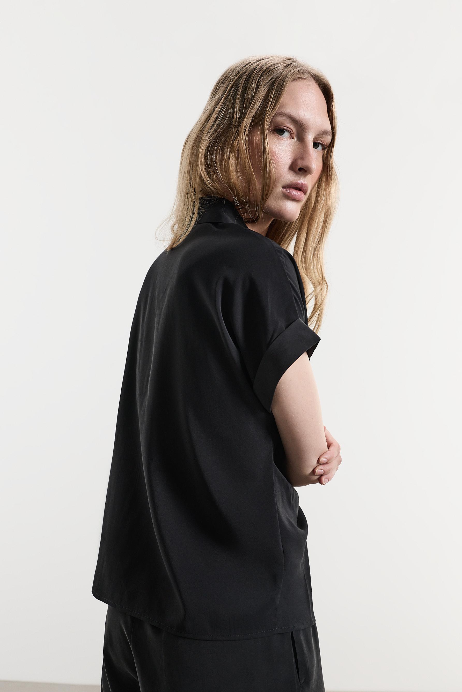 Shirt with tie detail — BLACK