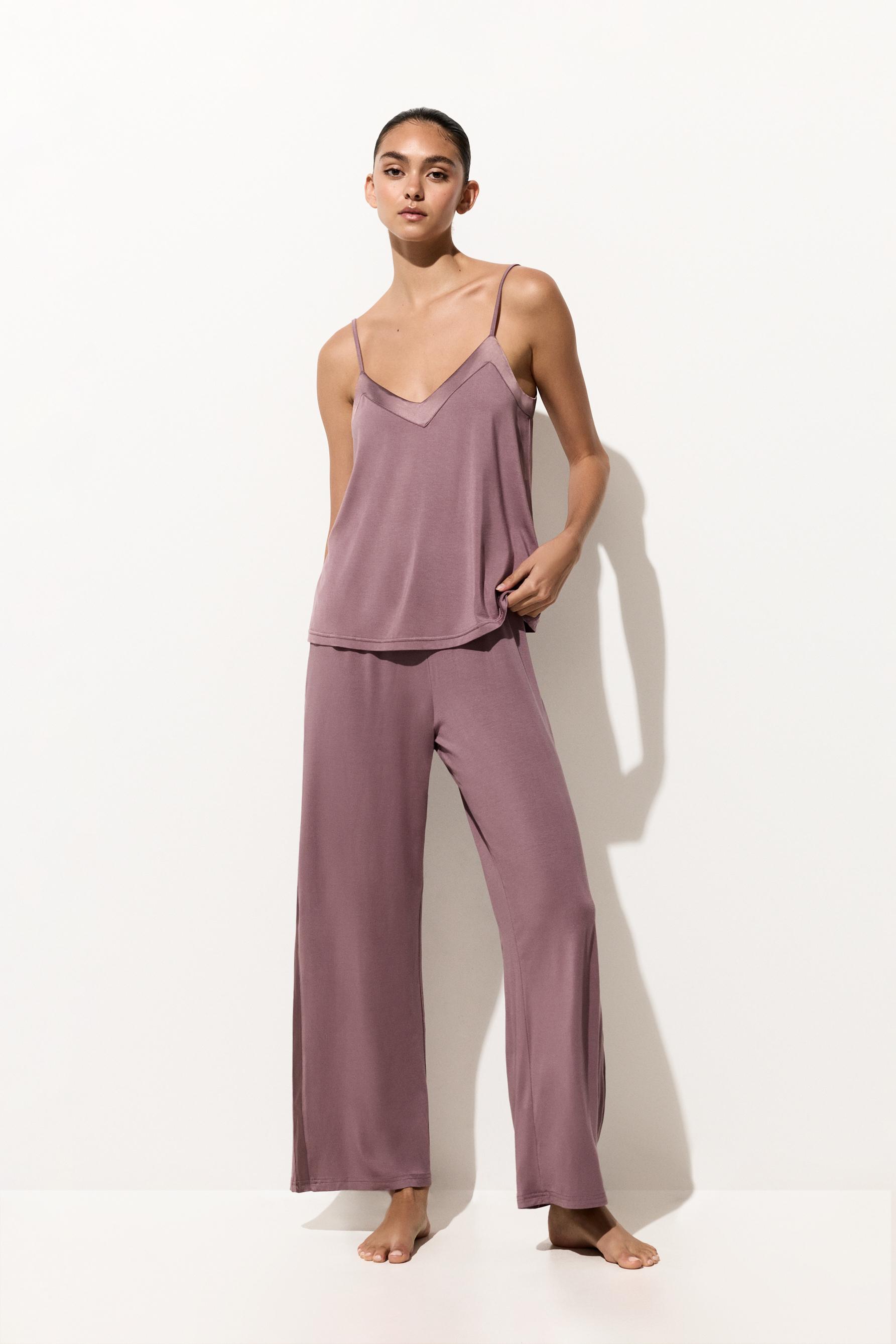 Flowing pyjamas — DARK MULBERRY