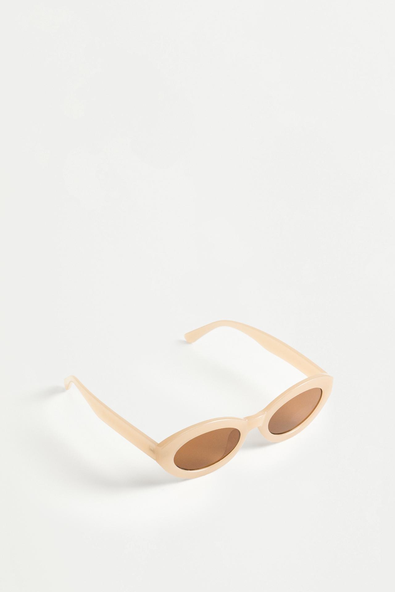 Oval sunglasses — ECRU