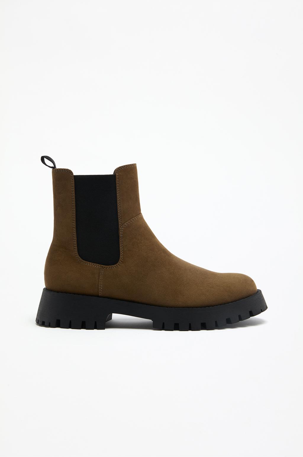 Chelsea boots