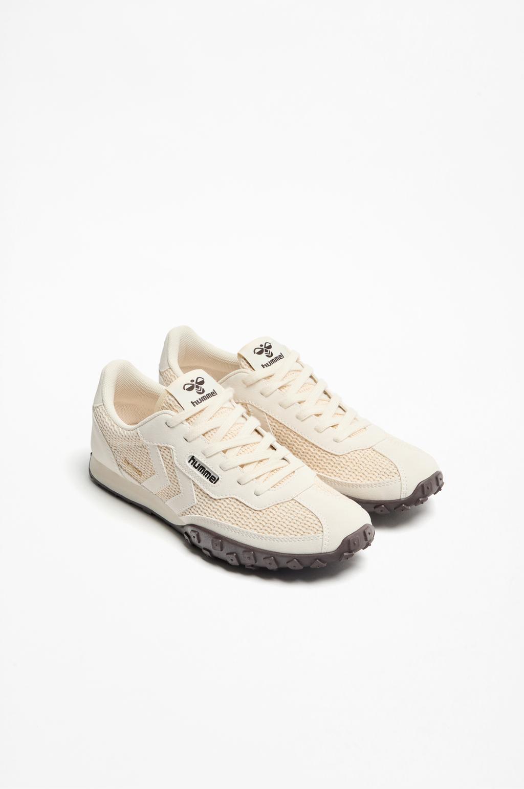 Hummel sneakers