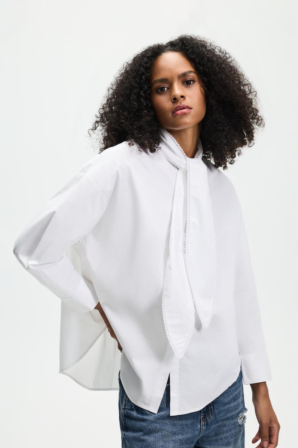 Tie-front shirt with lace trim