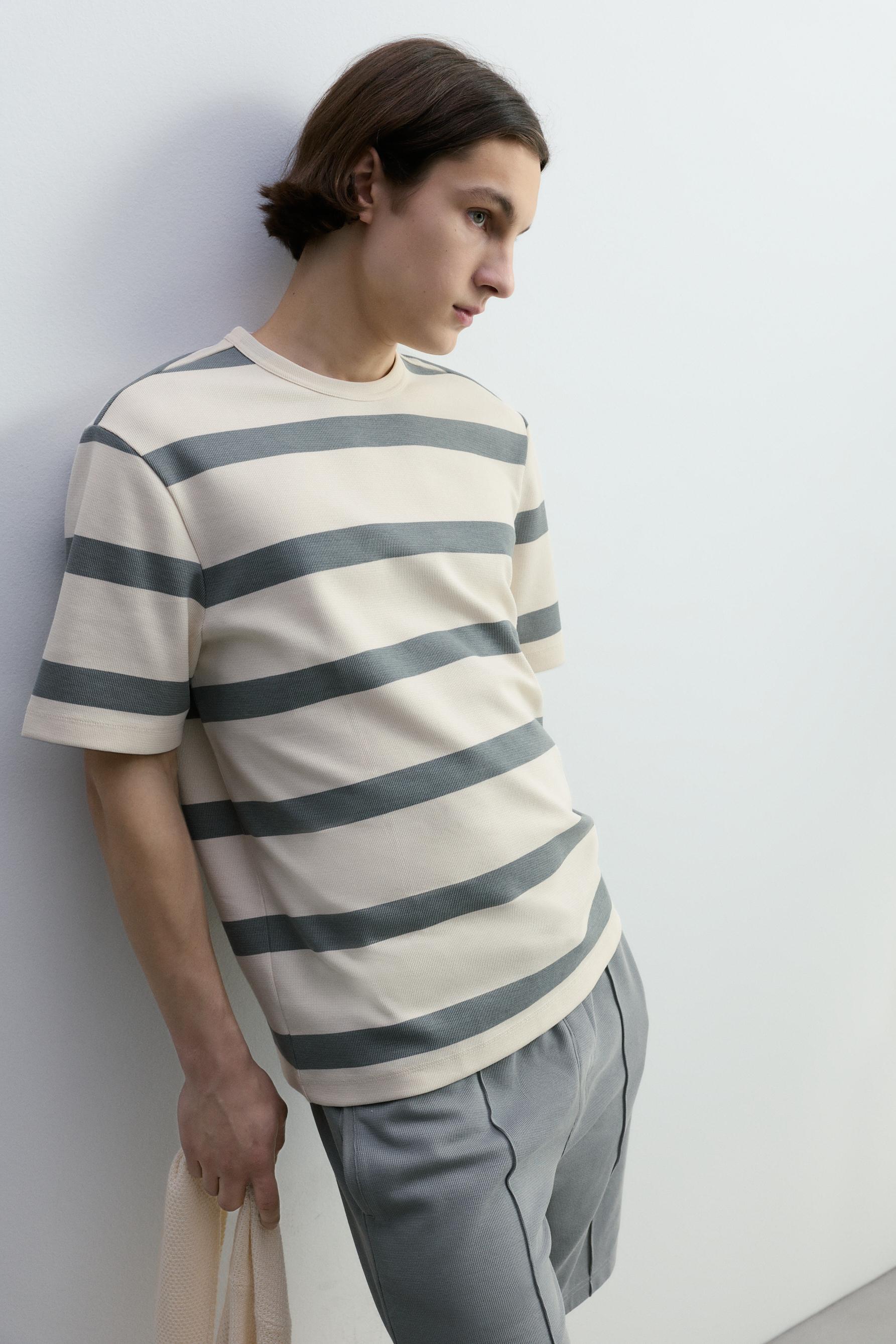 Textured striped T-shirt — BLUE GREY