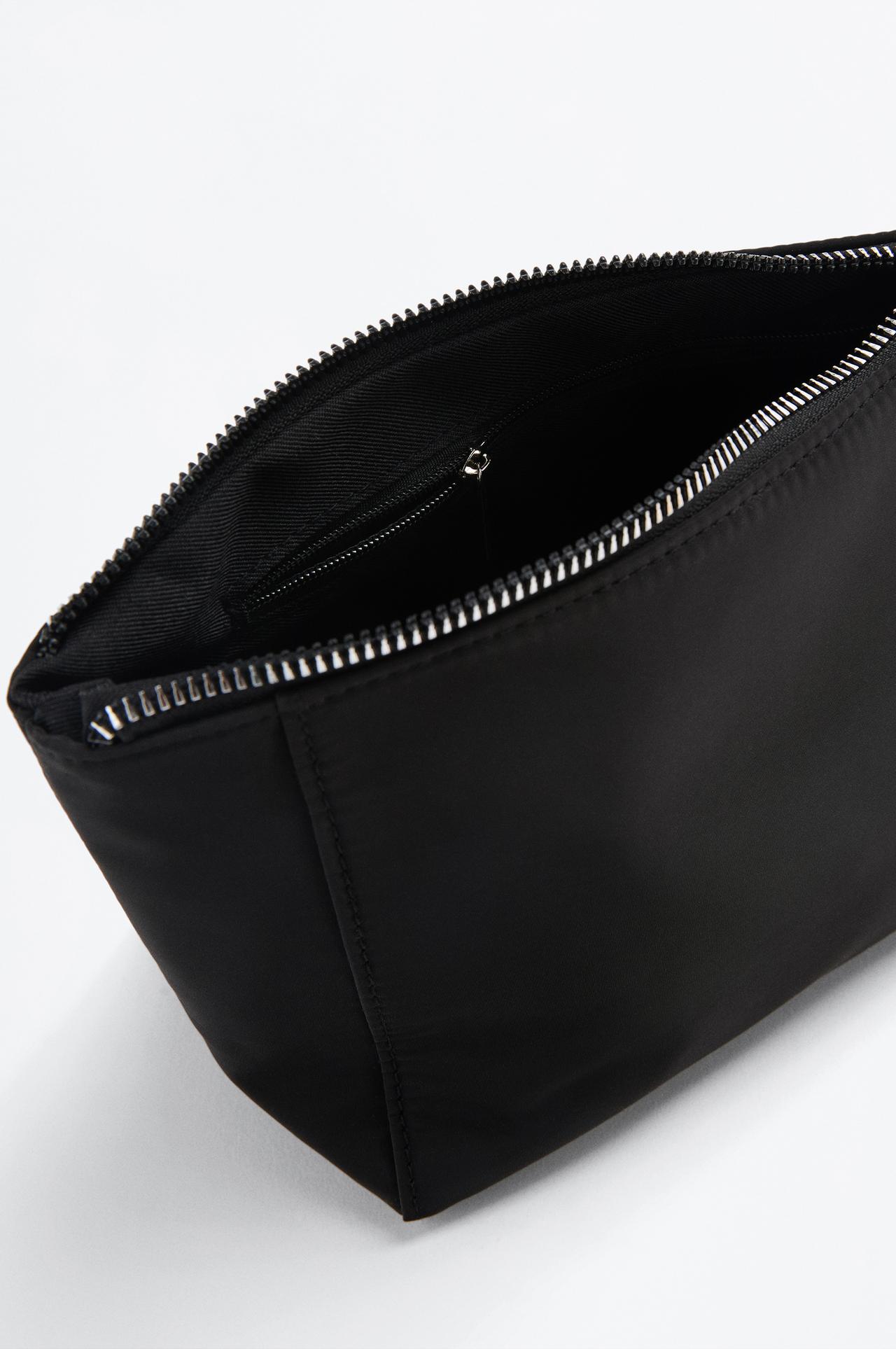 Nylon wristlet toiletry bag — BLACK