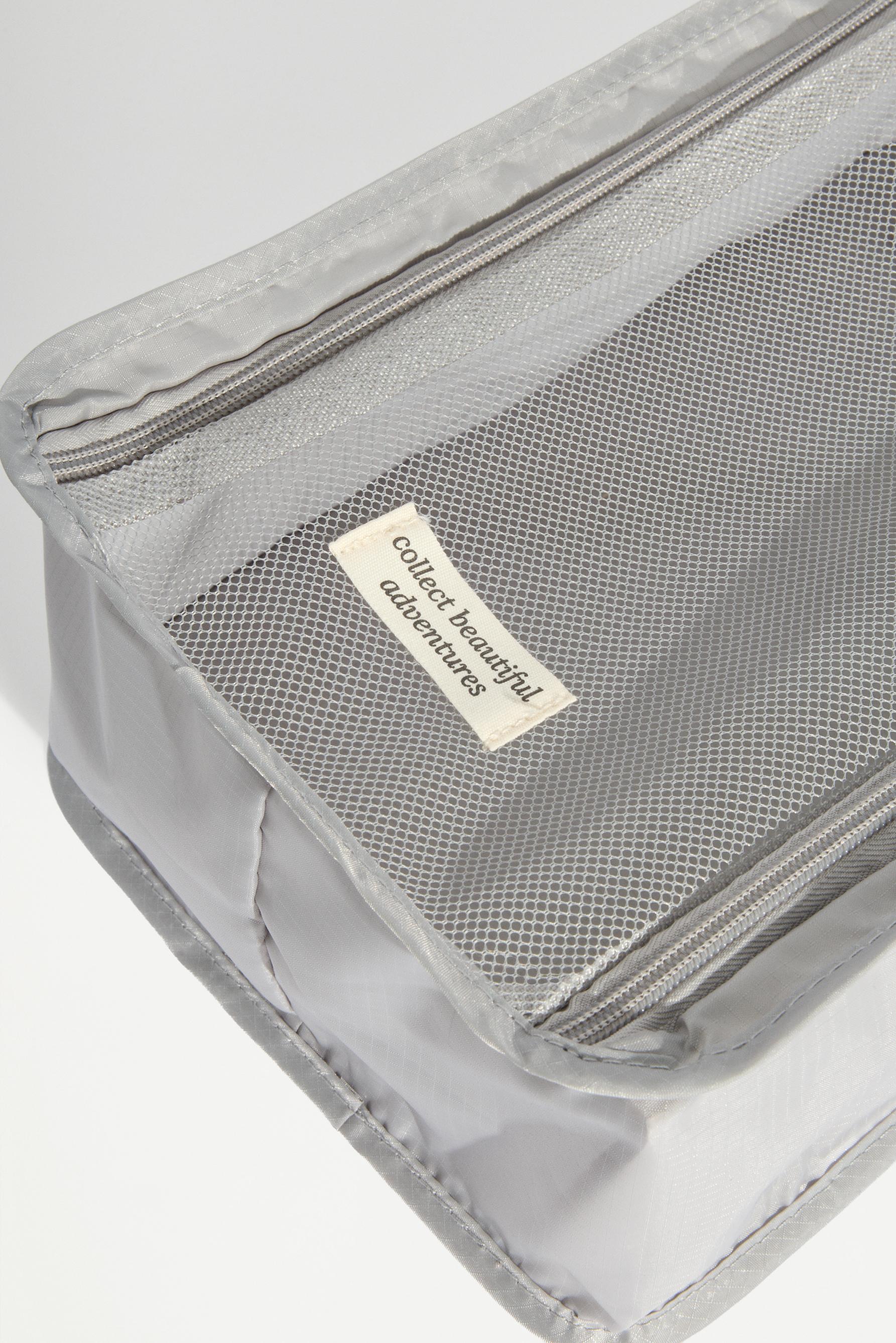 Travel footwear organiser — GREY