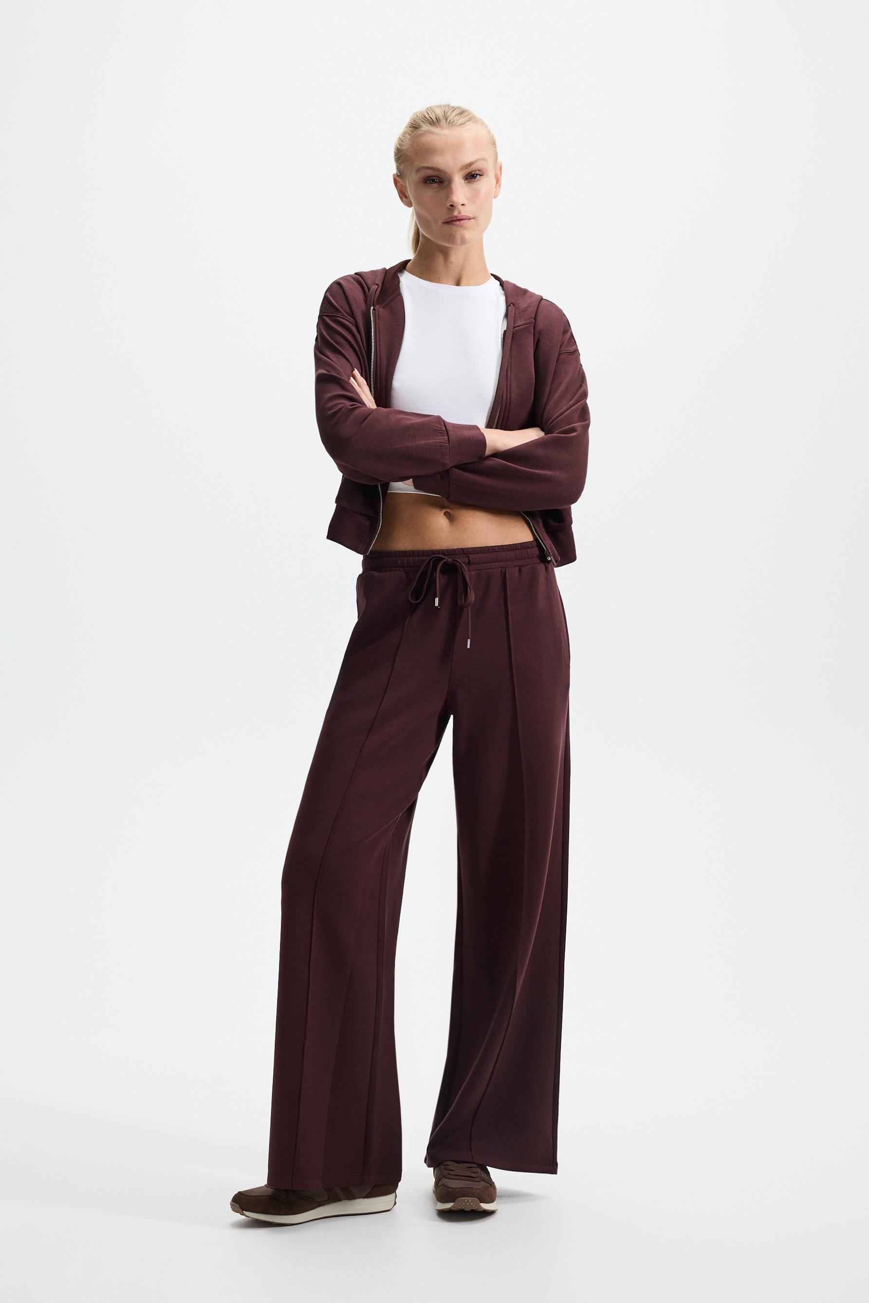 Wide-leg tracksuit trousers with front seam — WINE